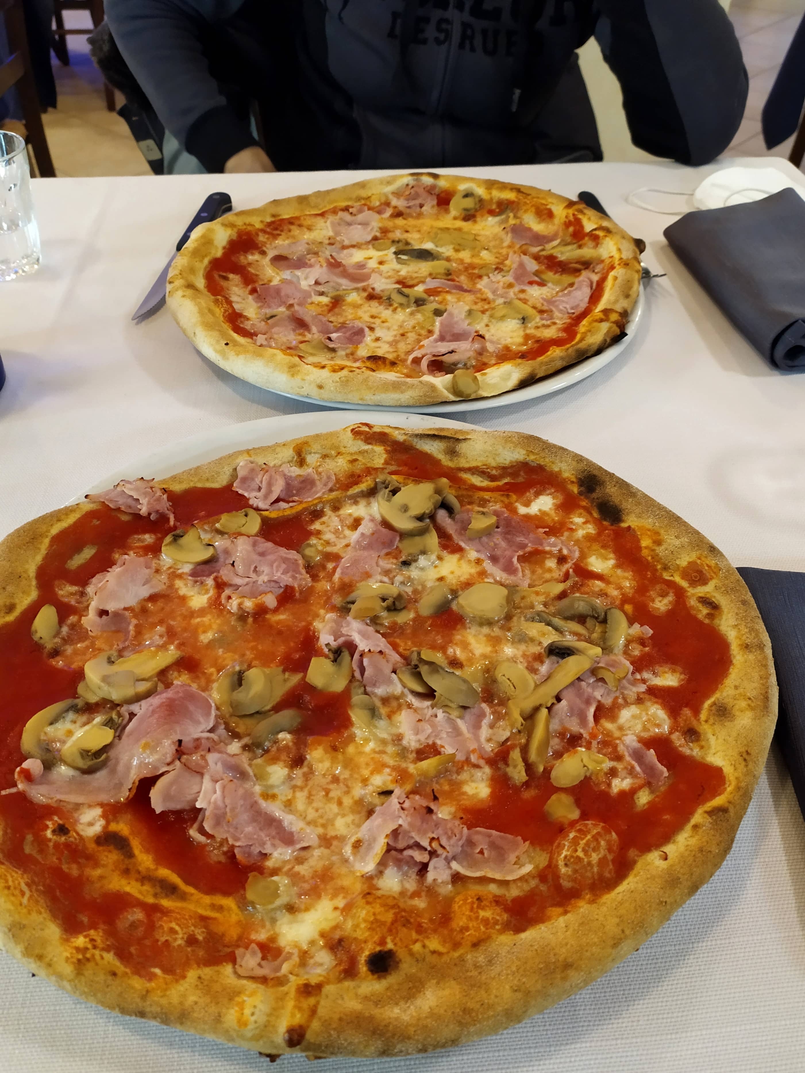 Immagine di copertina del ristorante Pizzeria Osteria Due Elfi