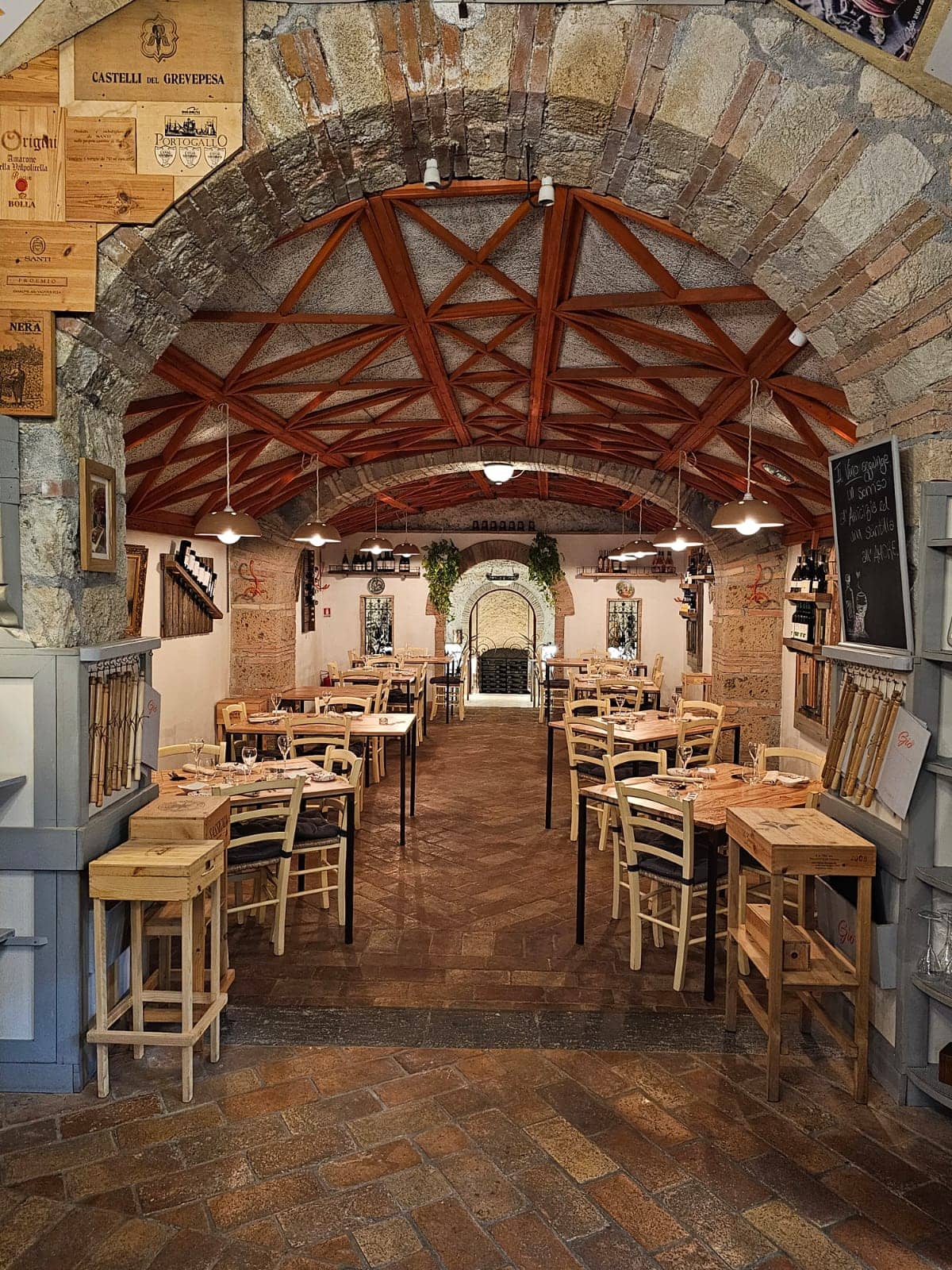 Immagine di copertina del ristorante Giò RistoCantina - Pesce di Lago