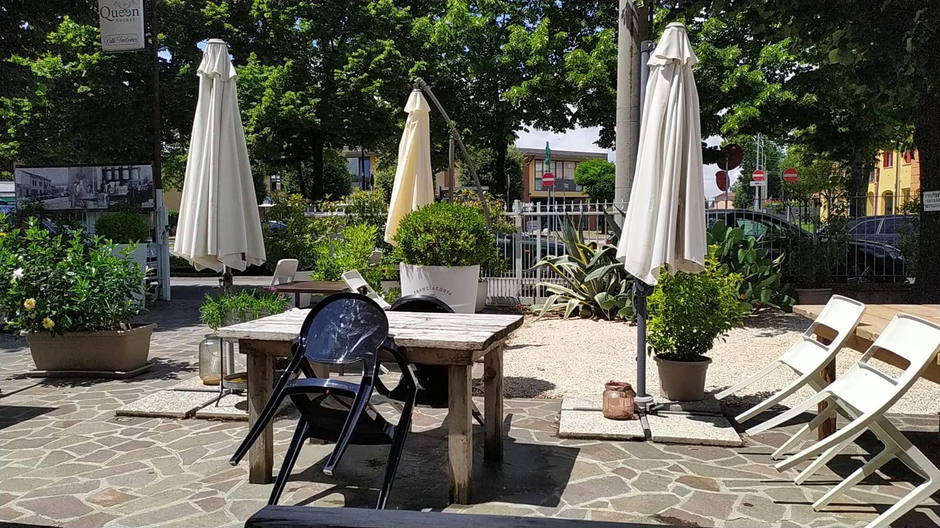Immagine di copertina del ristorante QueenEnorestaurant