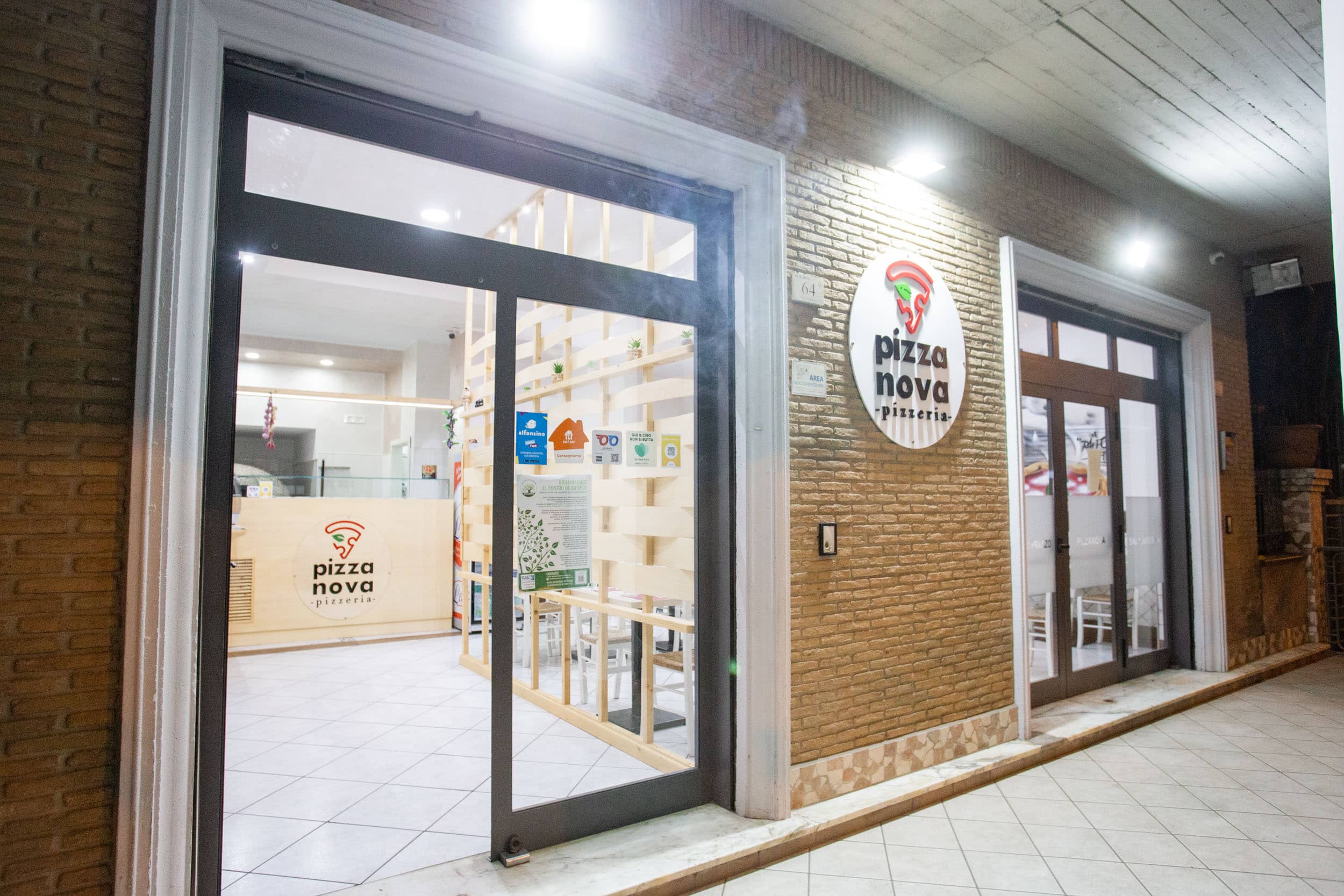Immagine di copertina del ristorante Pizzeri Pizzanova