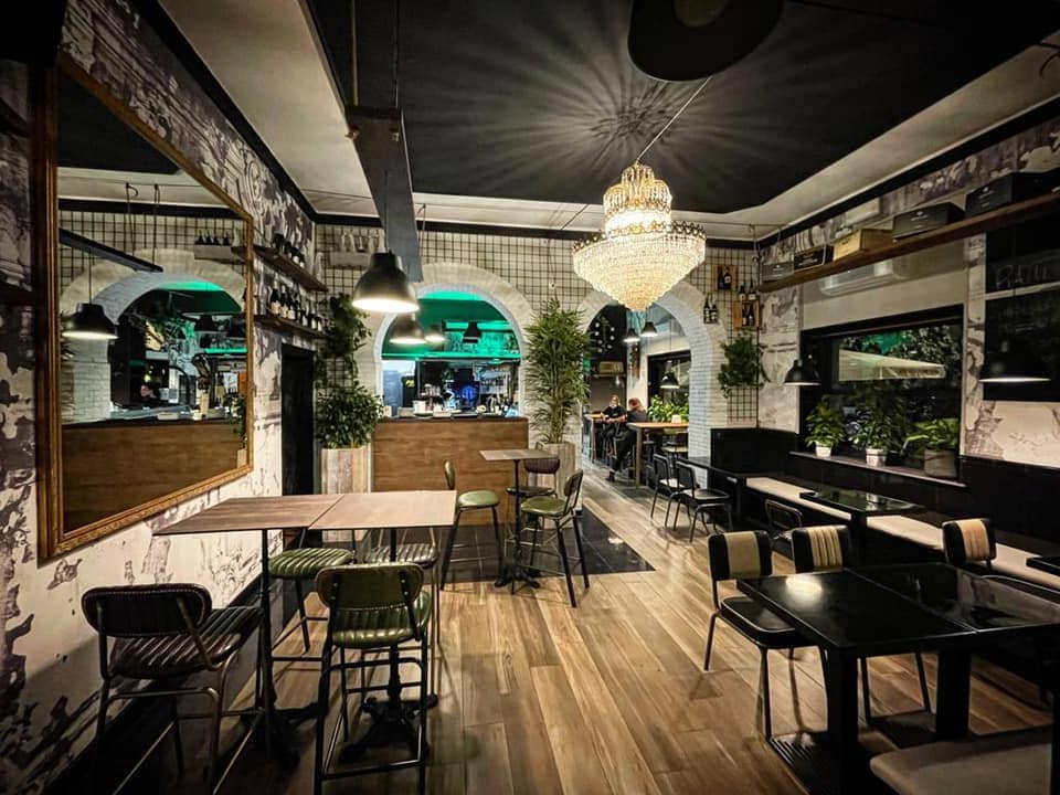 Immagine di copertina del ristorante Caesar Café Bistrot Cocktail bar