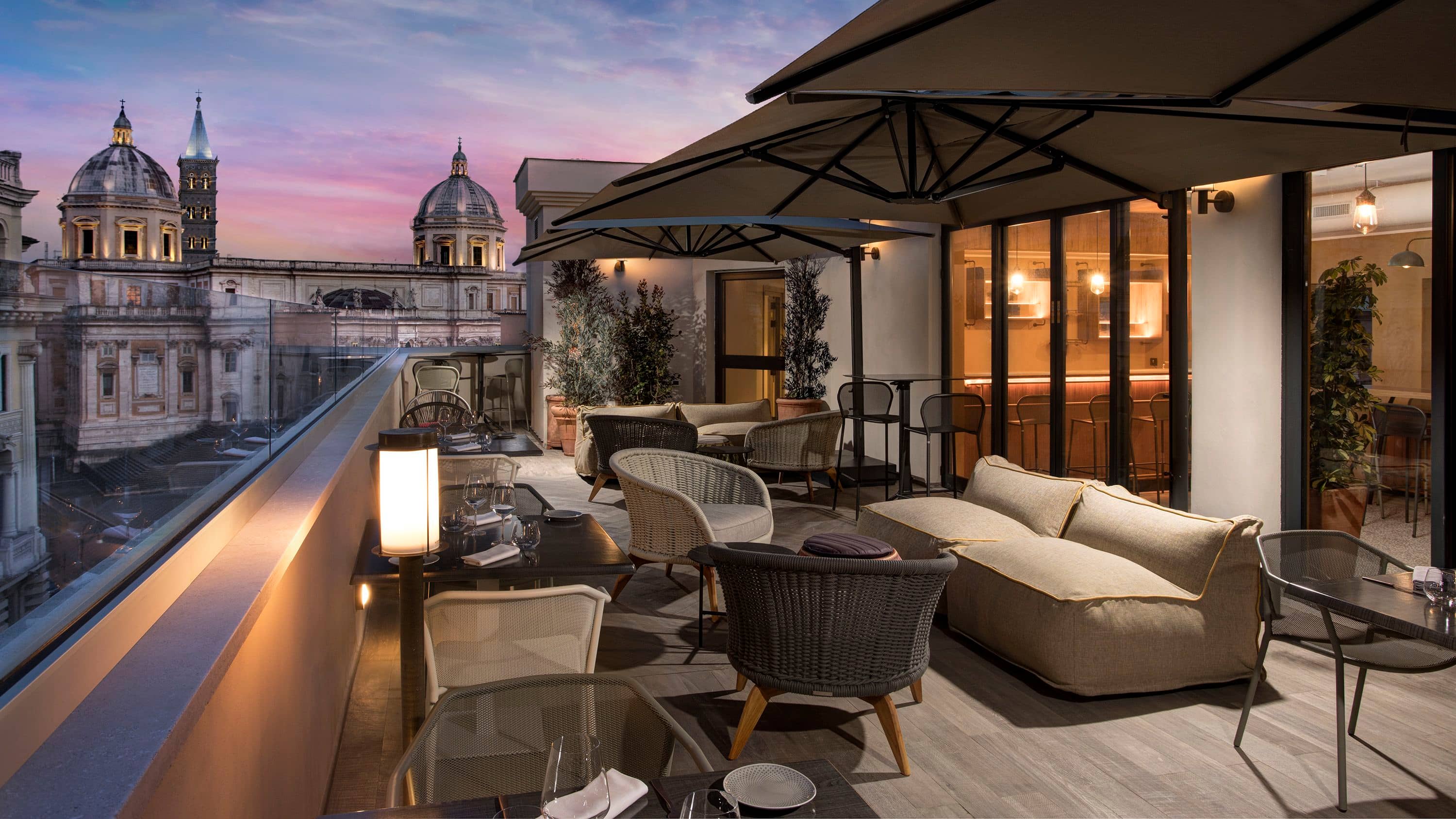 Immagine di copertina del ristorante MùN Rooftop Cocktail Bar