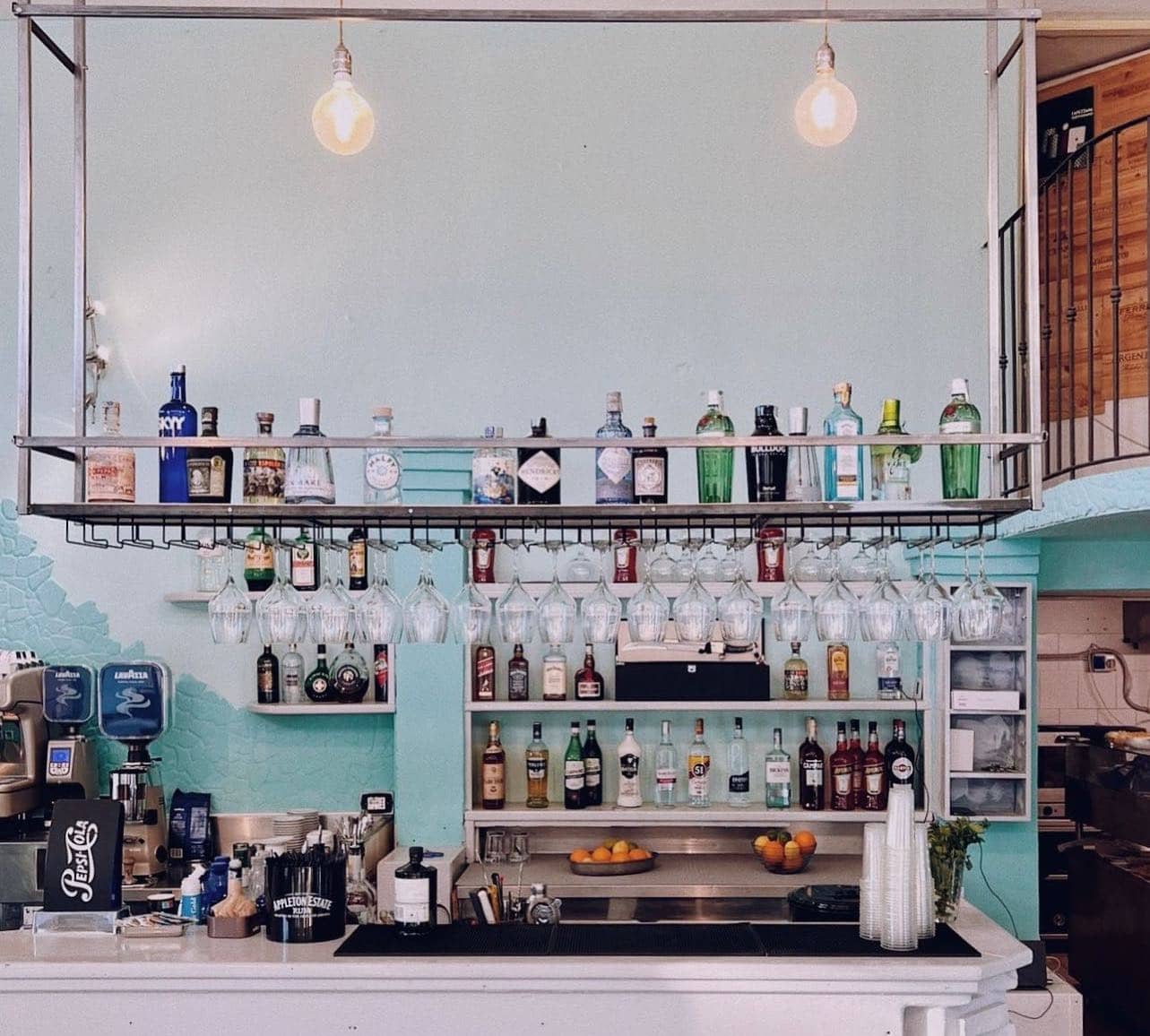 Immagine di copertina del ristorante LUVA RARA LOUNGE