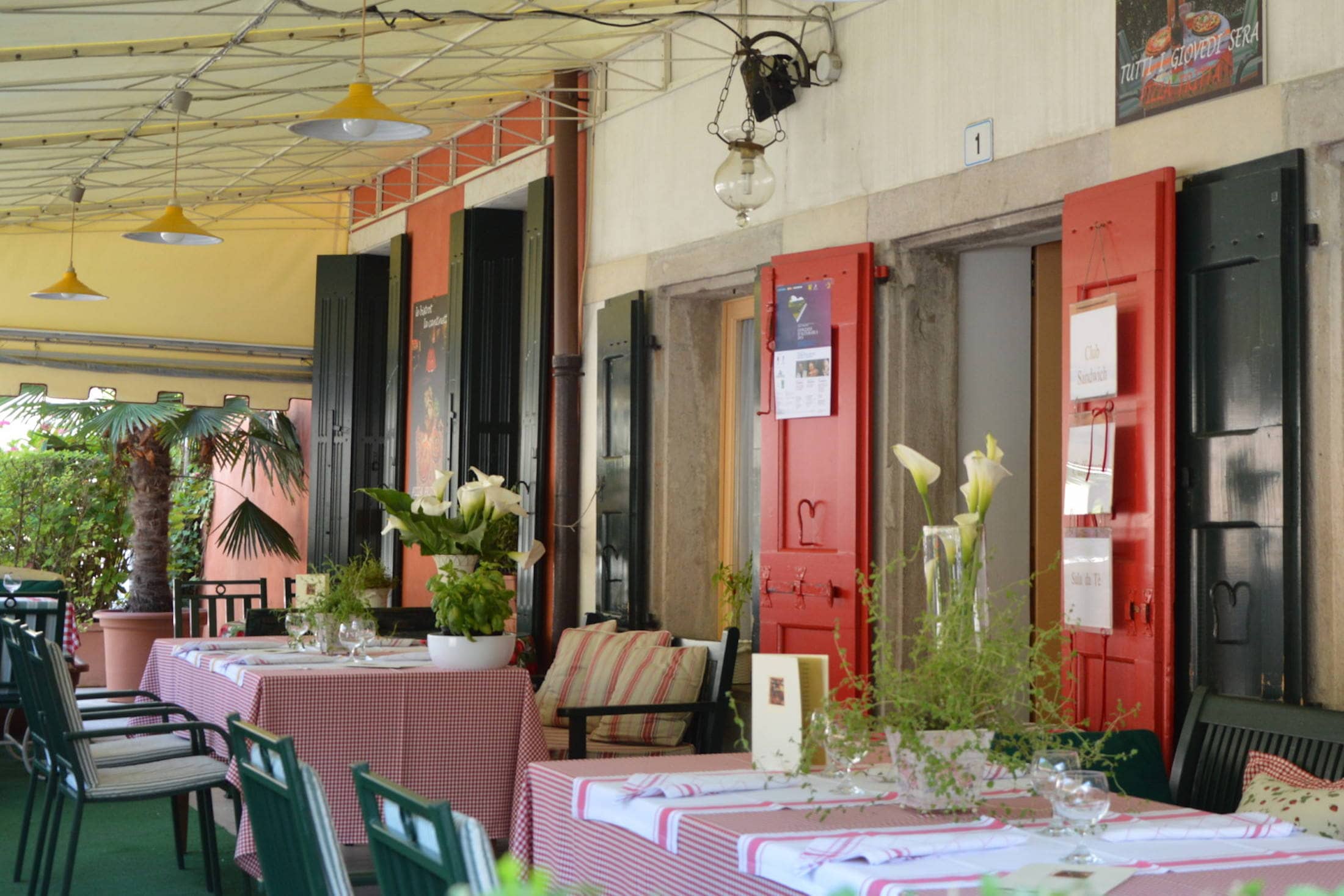 Immagine di copertina del ristorante Bistrot La Cantinetta