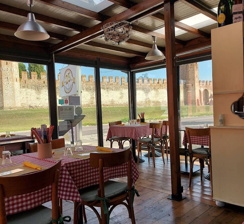 Immagine di copertina del ristorante Le Mura