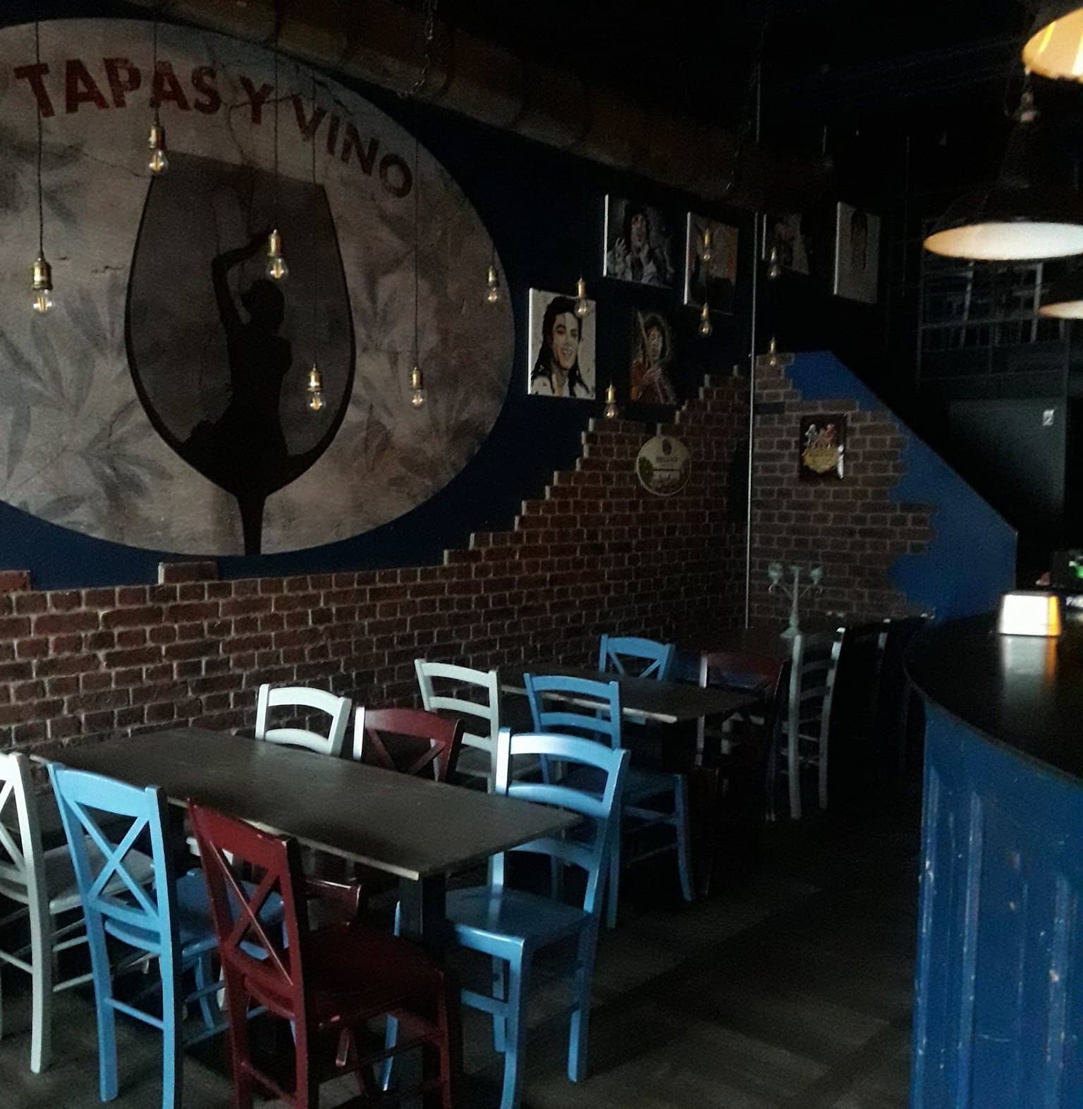 Immagine di copertina del ristorante TAPAS Y VINO