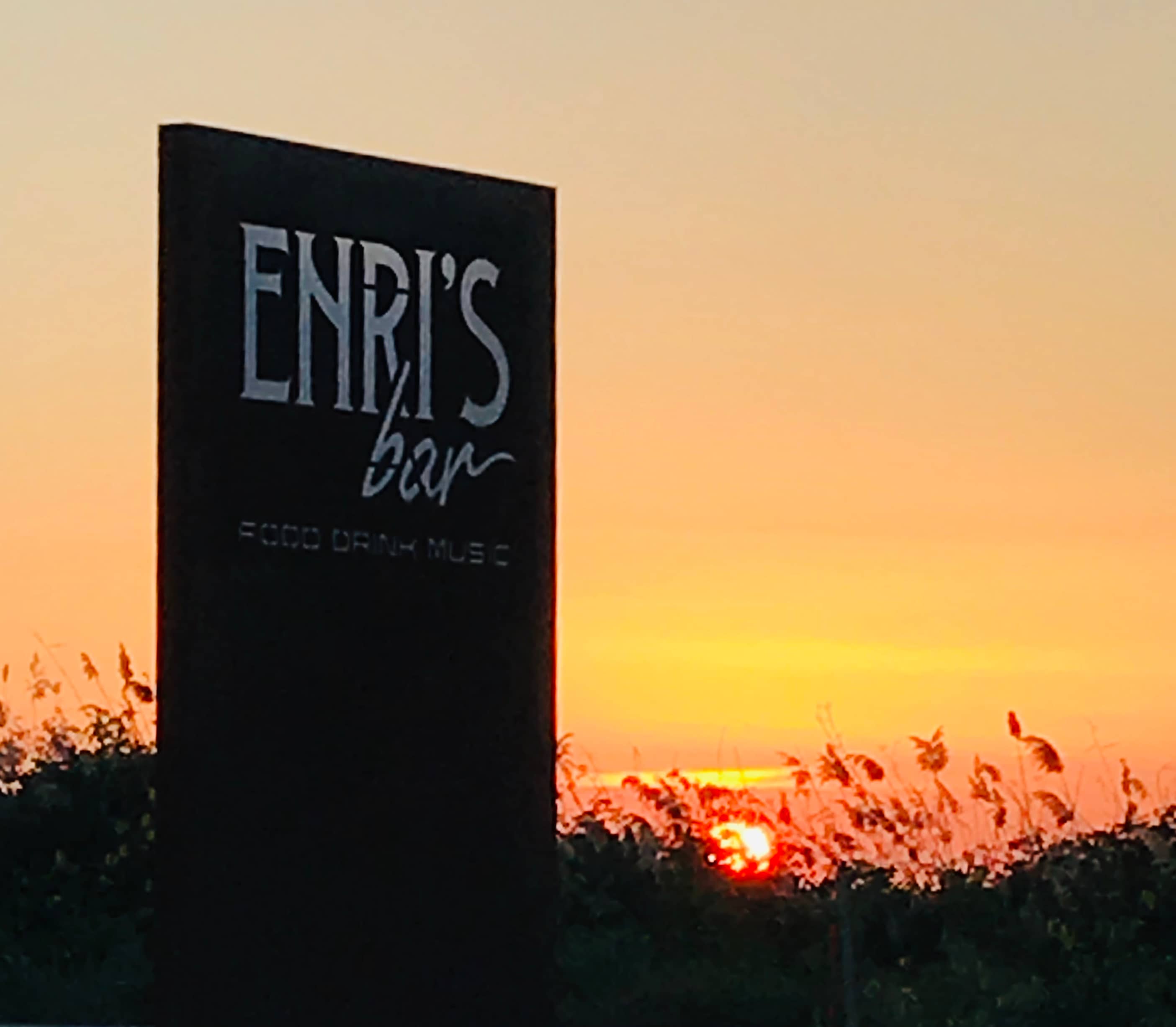 Immagine di copertina del ristorante Enri's Bar