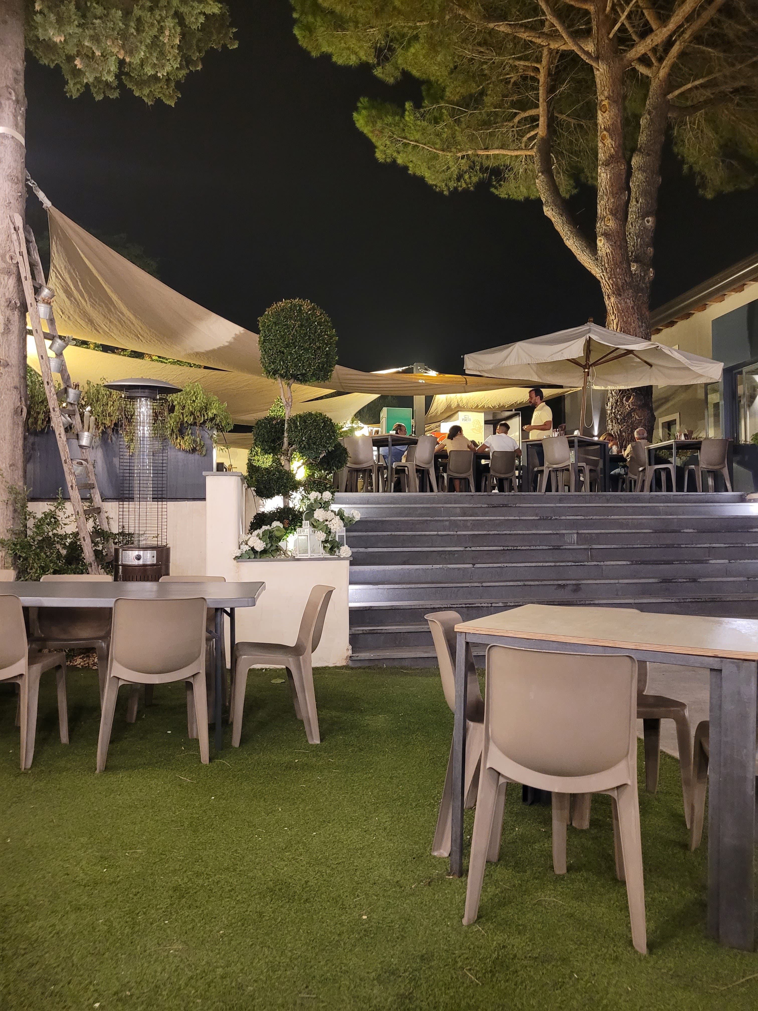 Al Grano Antico Pizza &amp; Restaurant Gourmet - Ristorante a Nicolosi