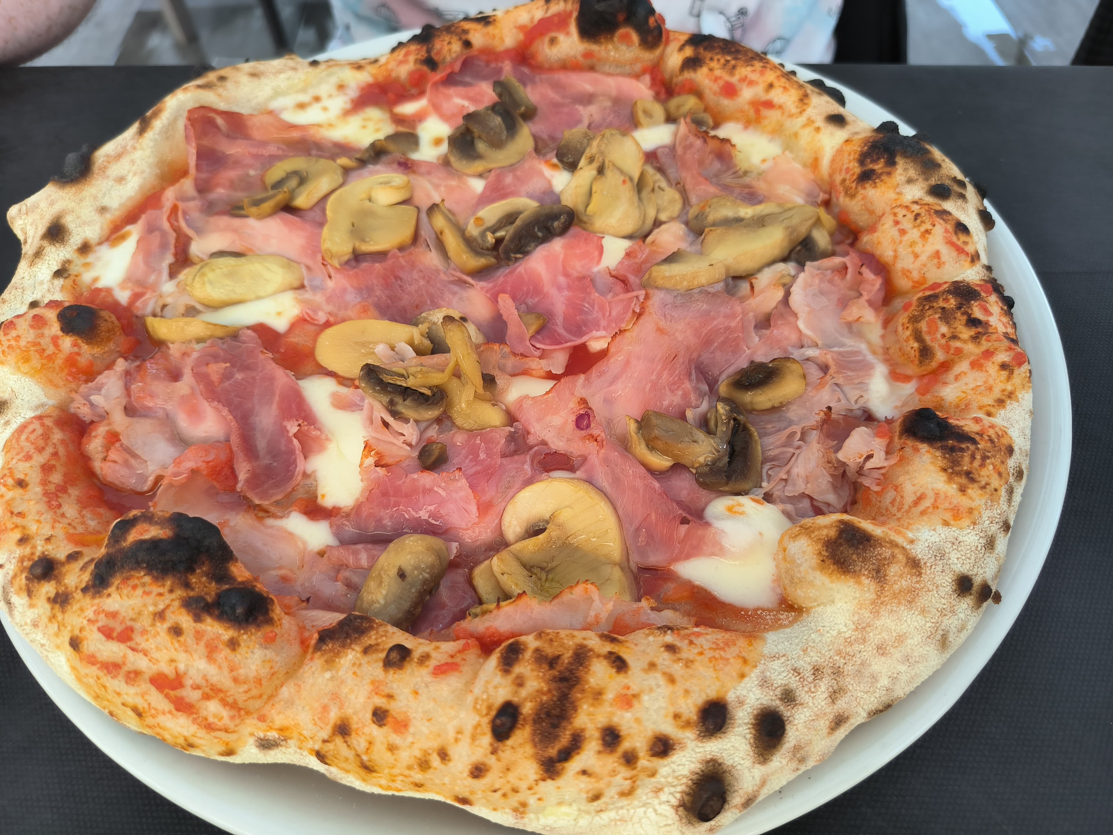 The One - Restaurant Cafè - Ristorante a Riva del Garda