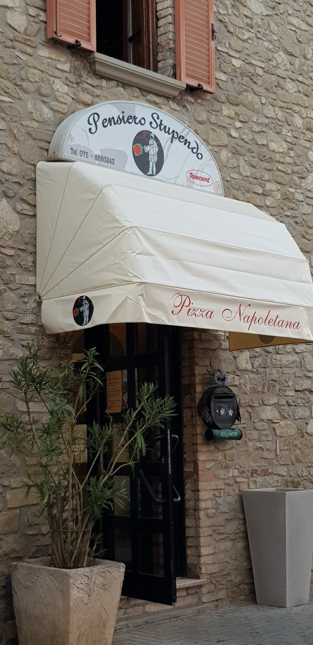 Immagine di copertina del ristorante Pensiero Stupendo