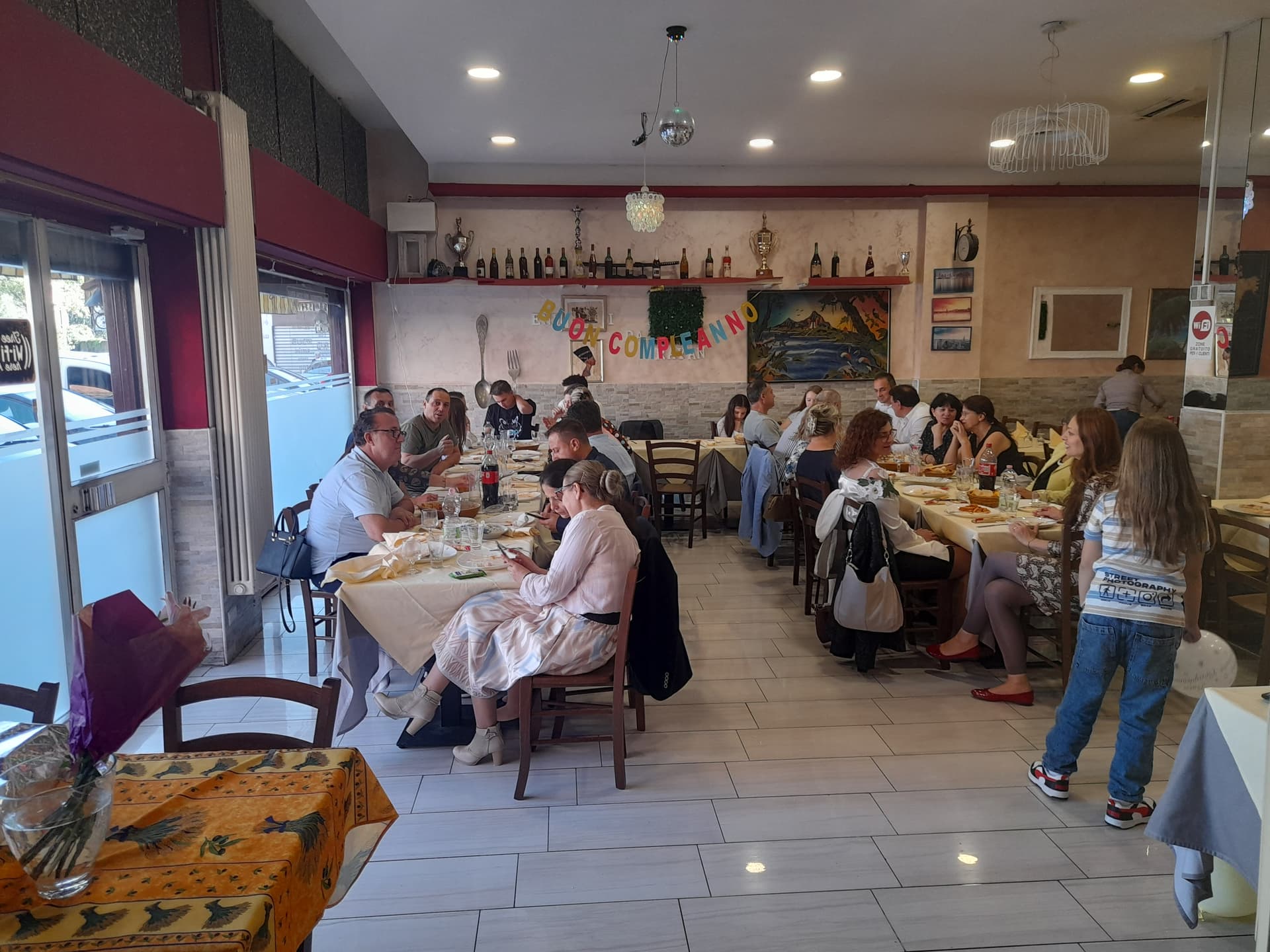 Primavera ristorante pizzeria di Rayan - Ristorante a Cesano Boscone