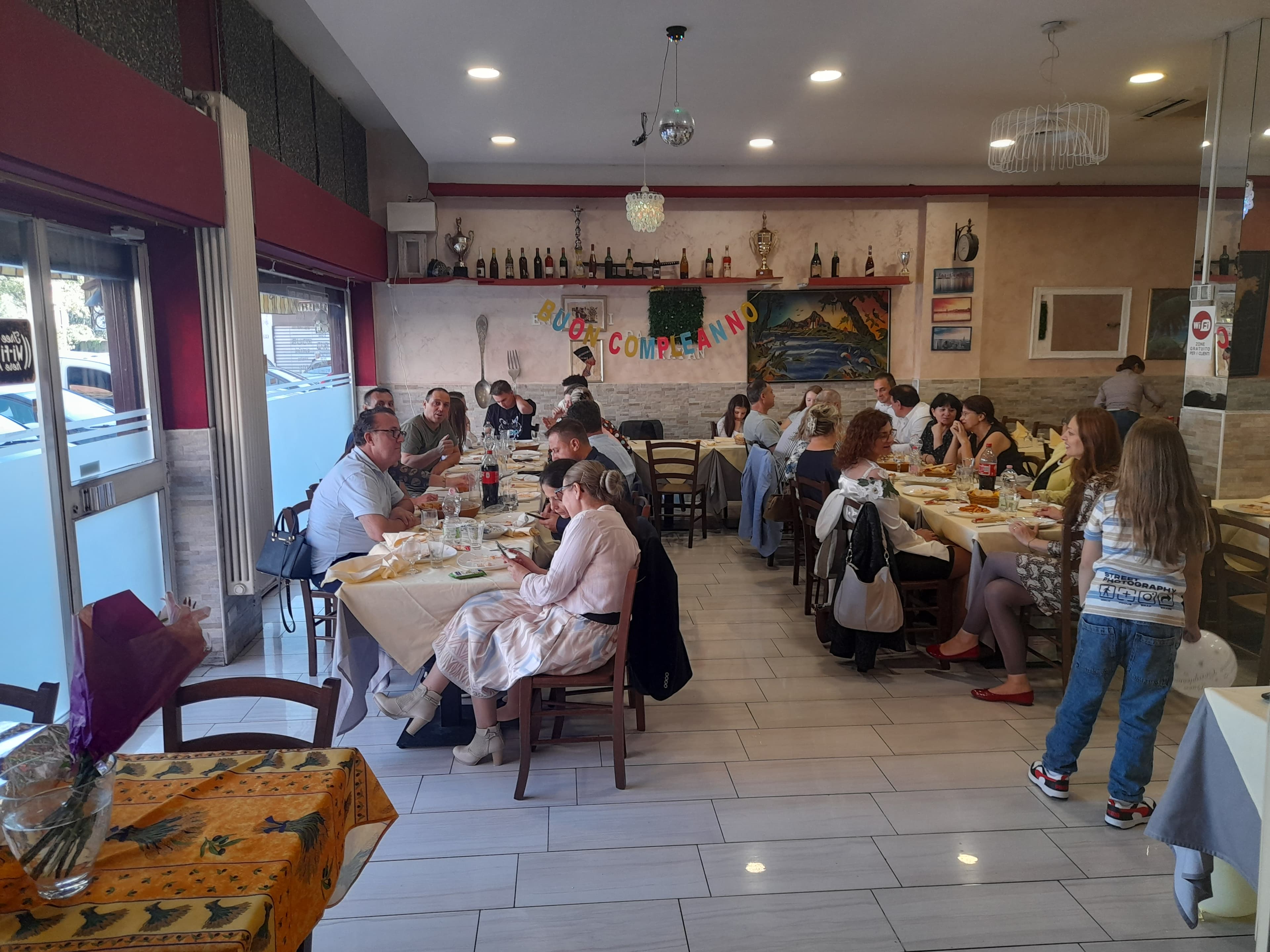 Primavera ristorante pizzeria di Rayan - Ristorante a Cesano Boscone