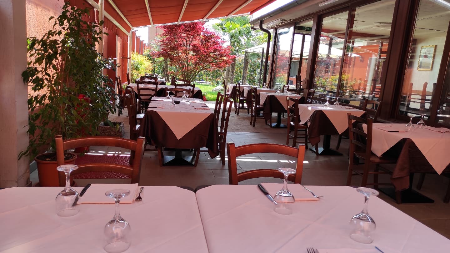 Ristorante Pizzeria Nuova Giada Verde - Ristorante a Abbiategrasso