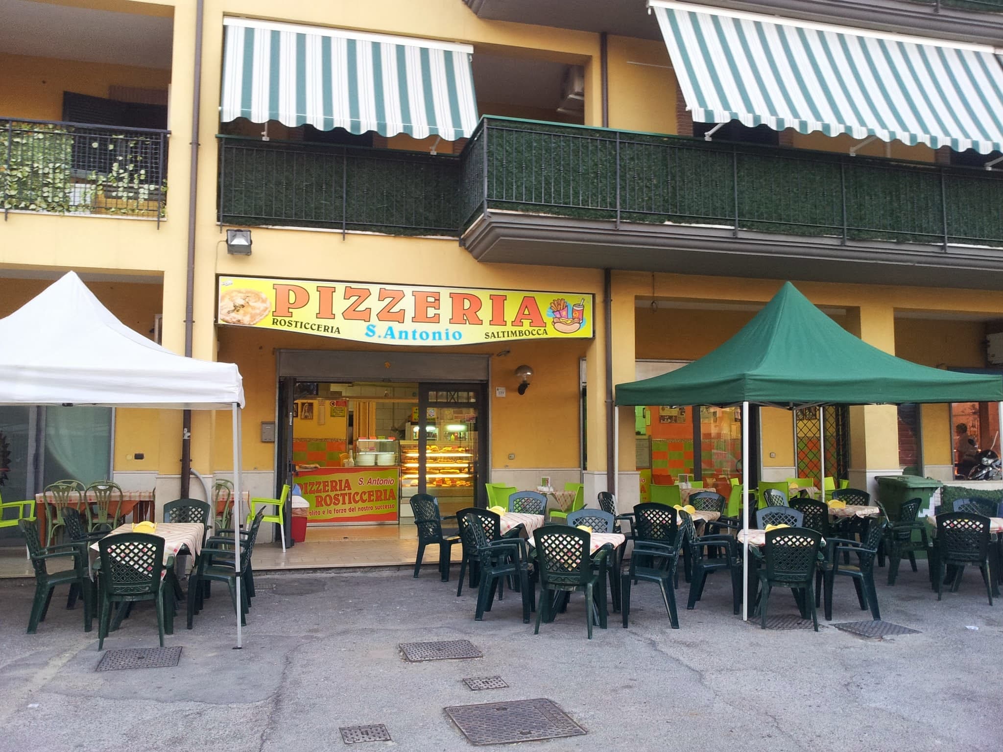 Pizzeria Rosticceria S. Antonio - Ristorante a Province of Salerno