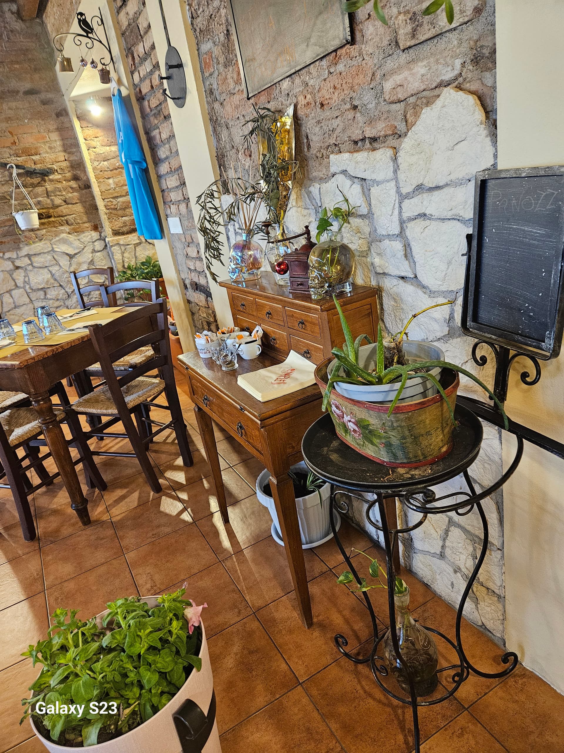 Ristorante Pizzeria Napl&eacute;