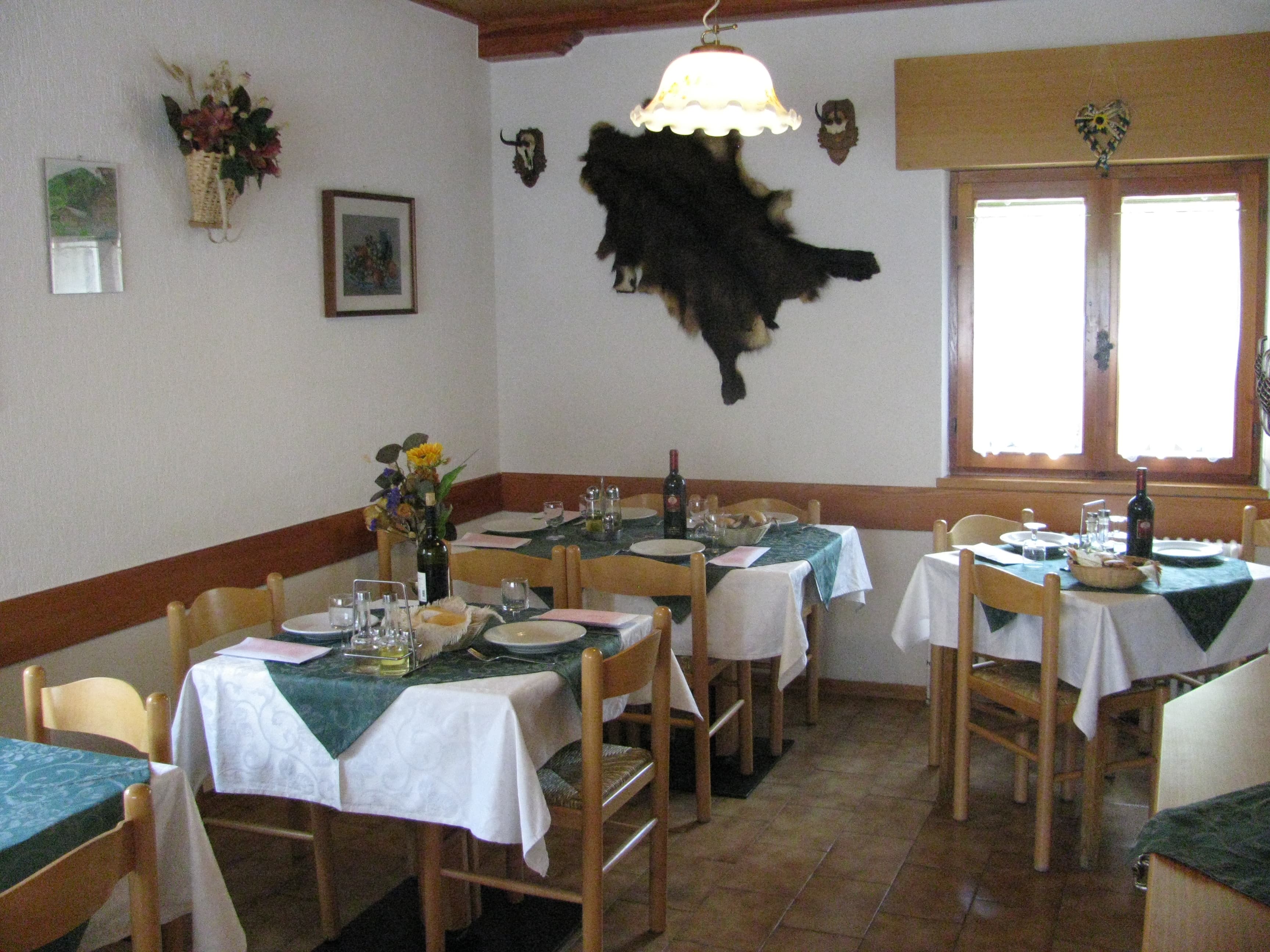 Albergo Ristorante Bar Al Fontanin - Ristorante a Rabbi