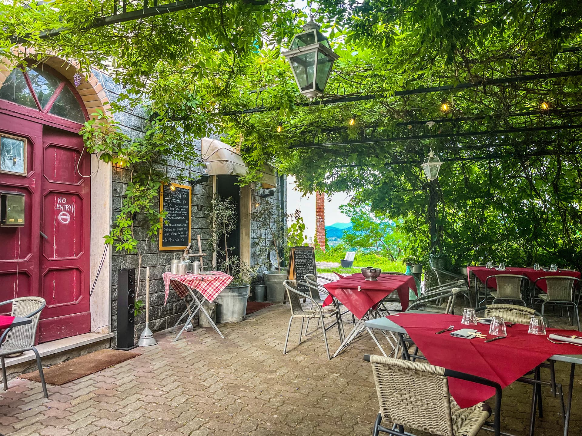 Ristorante Ristorante Ai Nebbioli