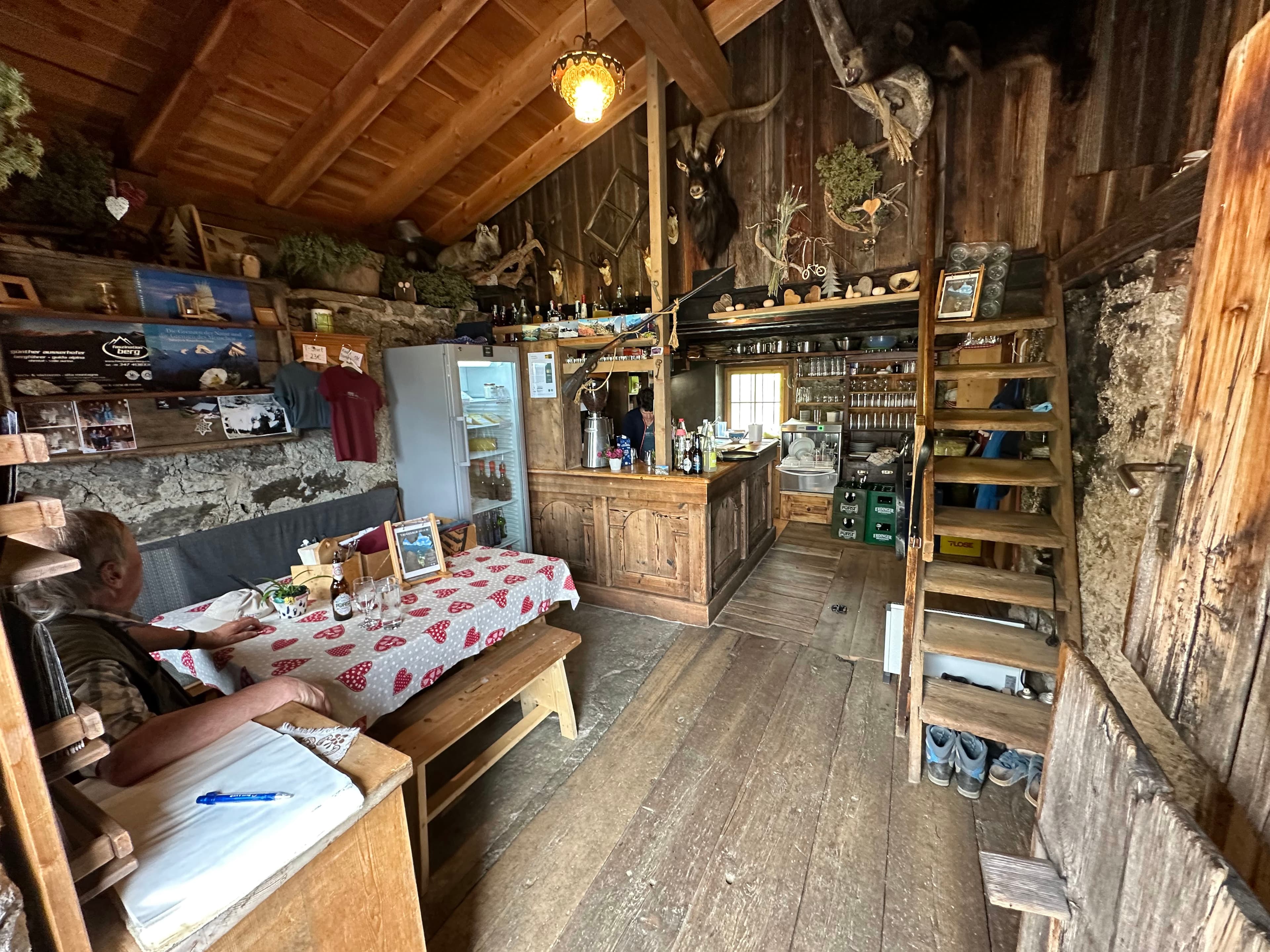 Tauernalm 2018m ~ Kasern - Ristorante a Predoi