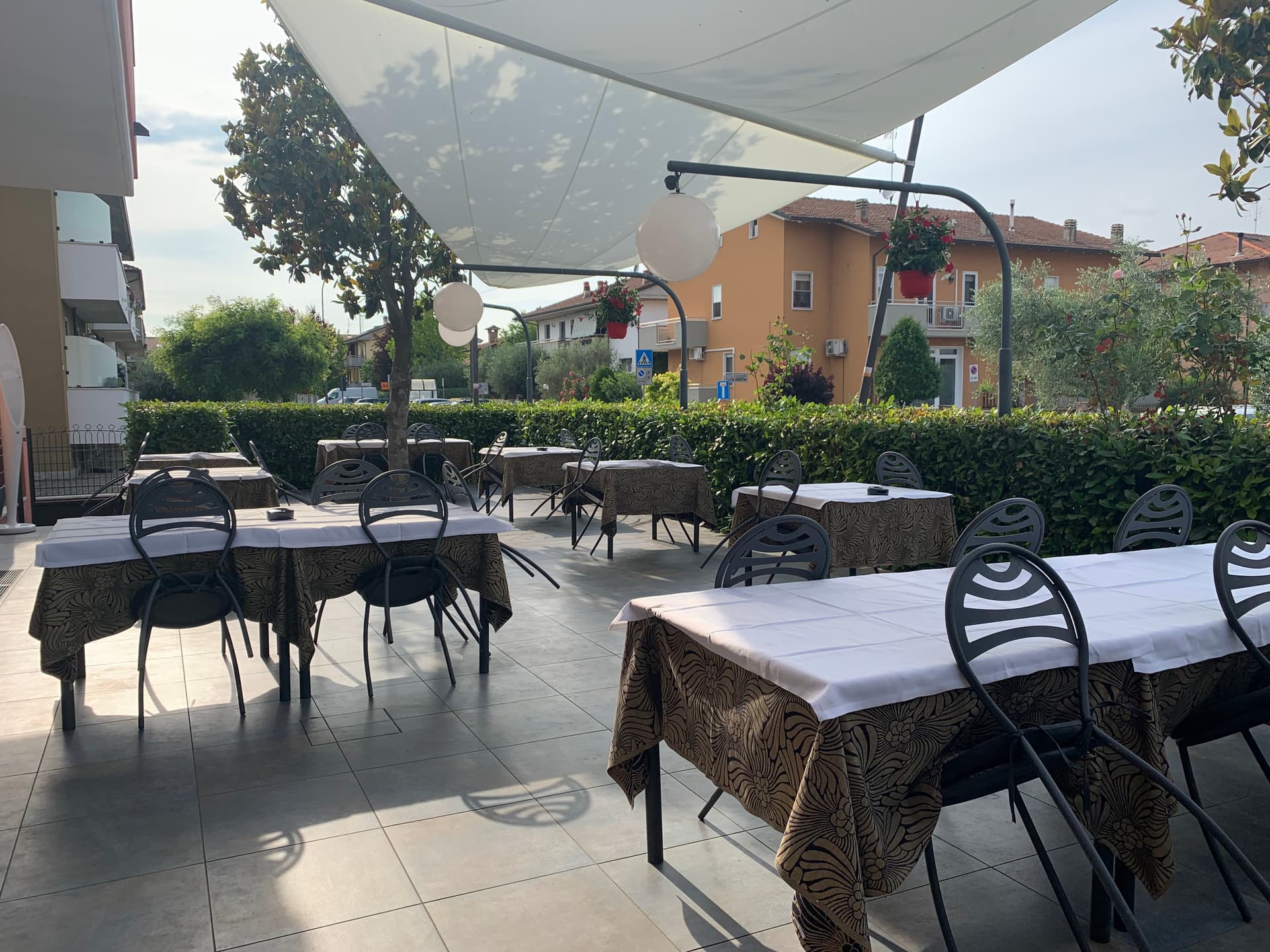 Ristorante Albergo Ristorante Pizzeria Borgonovo