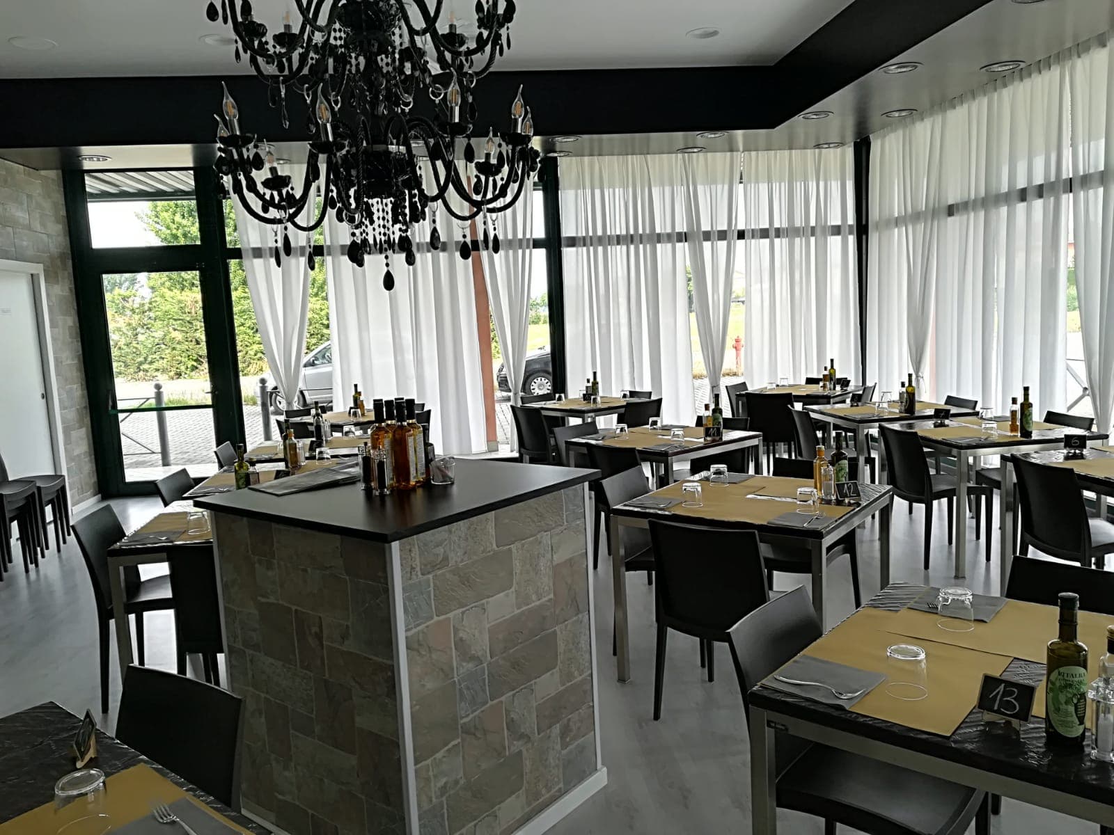 Ristorante Retr&oacute; gusto