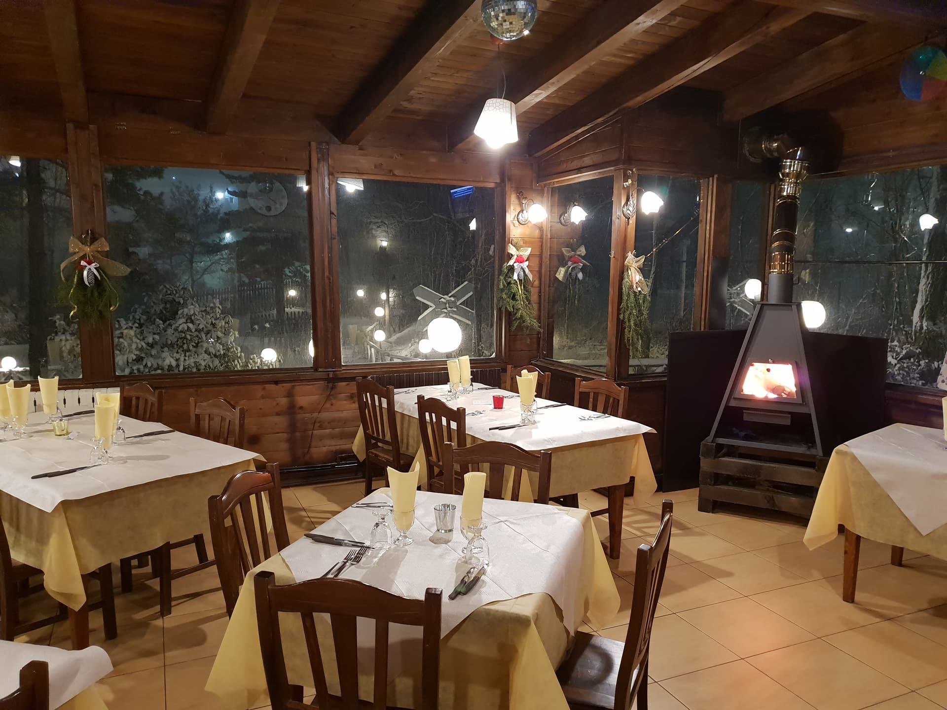 Ristorante Casello 65 Ristorante Pizzeria Pinseria Taxi Pizza Paninoteca
