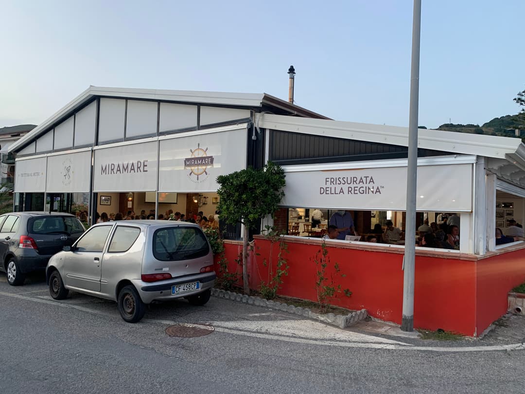 Immagine di copertina del ristorante Ristorante di Pesce &quot;Miramare Frittura al Metro&quot;