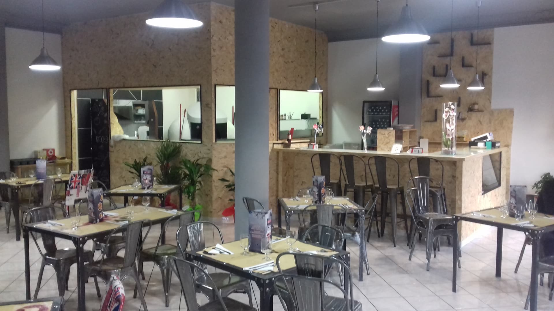Ristorante Pizzeria Officina 00 - F.lli Corvino - RISTORANTE PIZZERIA