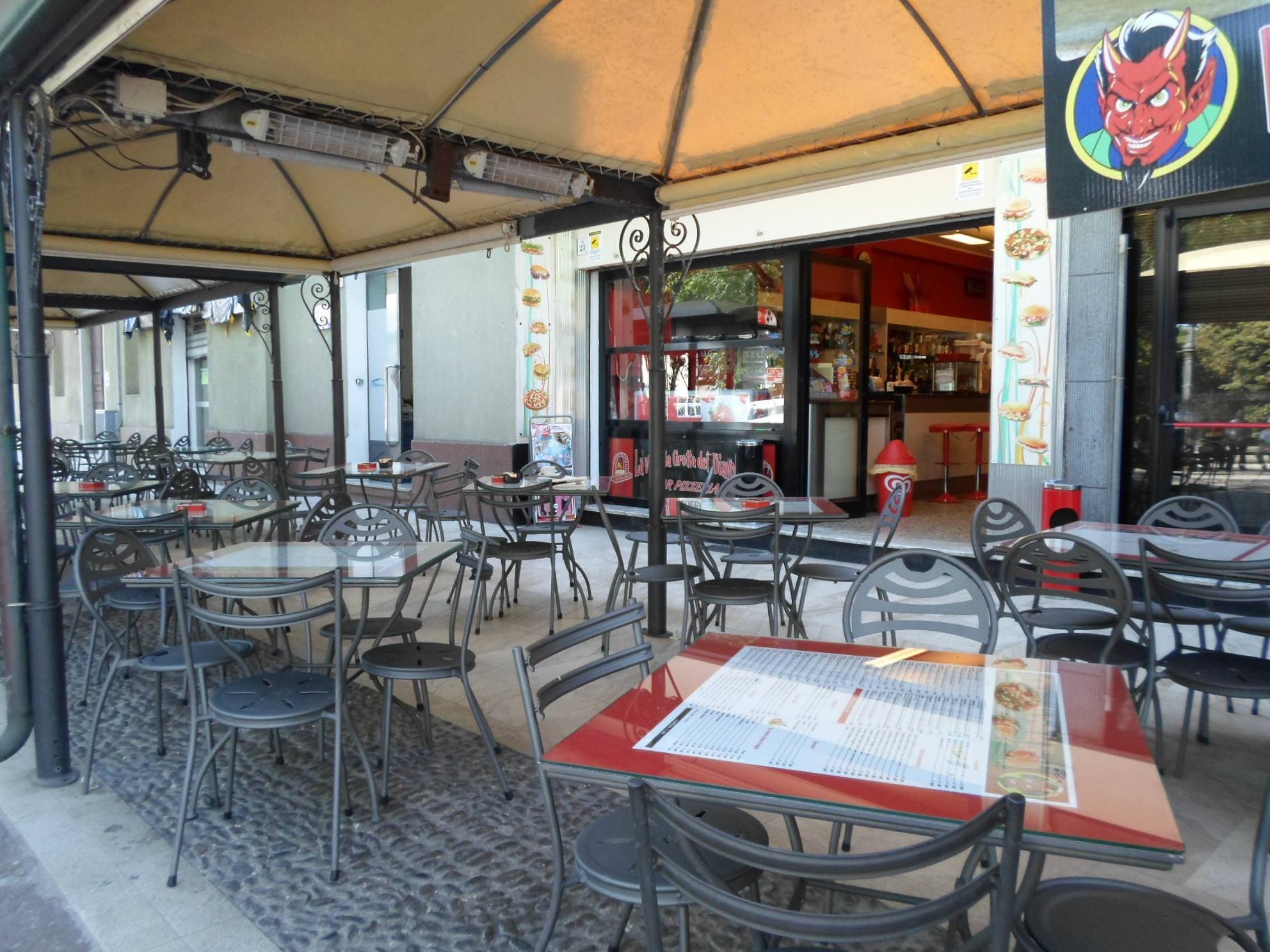 La vecchia Grotta Del Diavolo - Ristorante a Alghero