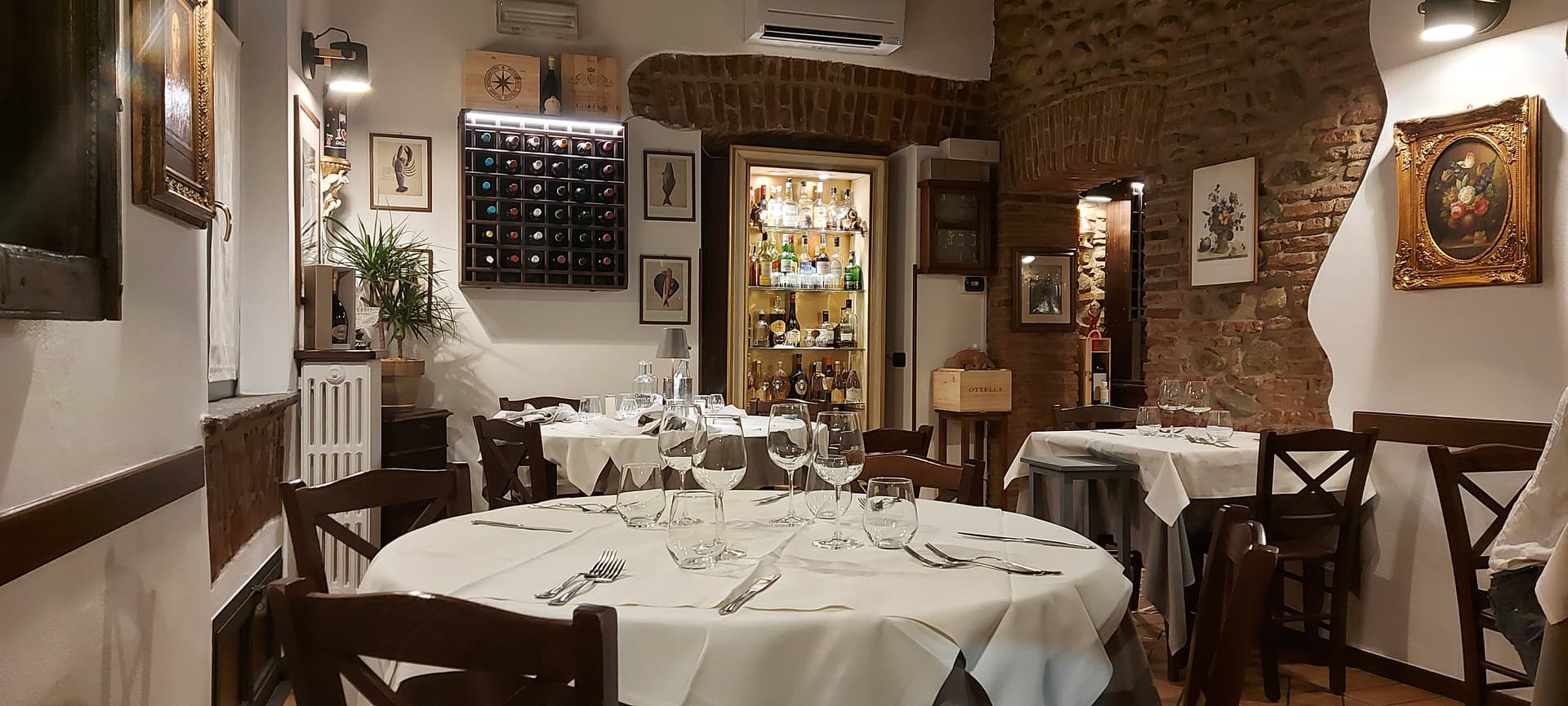 Ristorante Ristorante La Corte Del Carrobbio