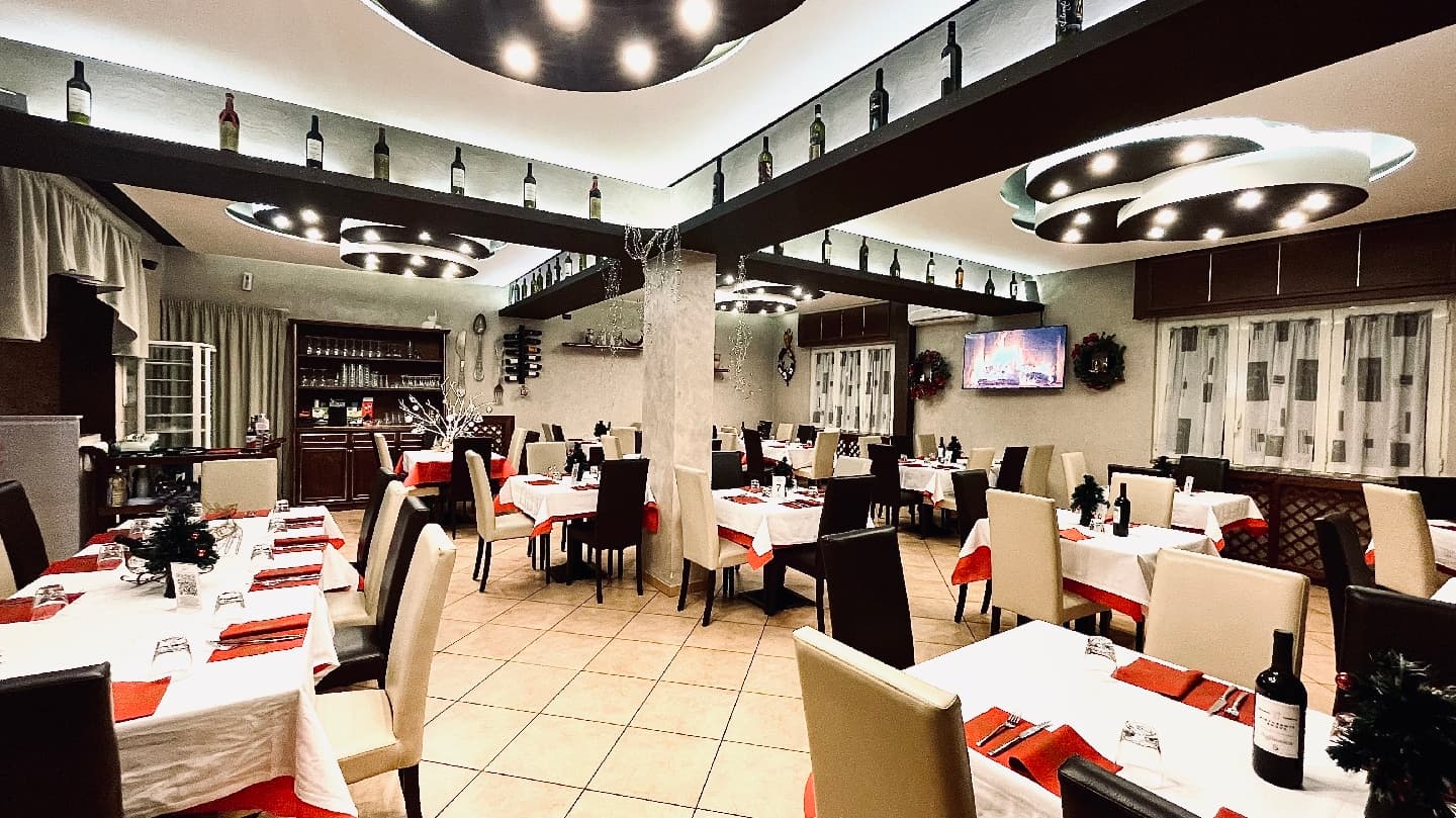 Ristorante Pizzeria Angus - Ristorante a Castello di Cisterna