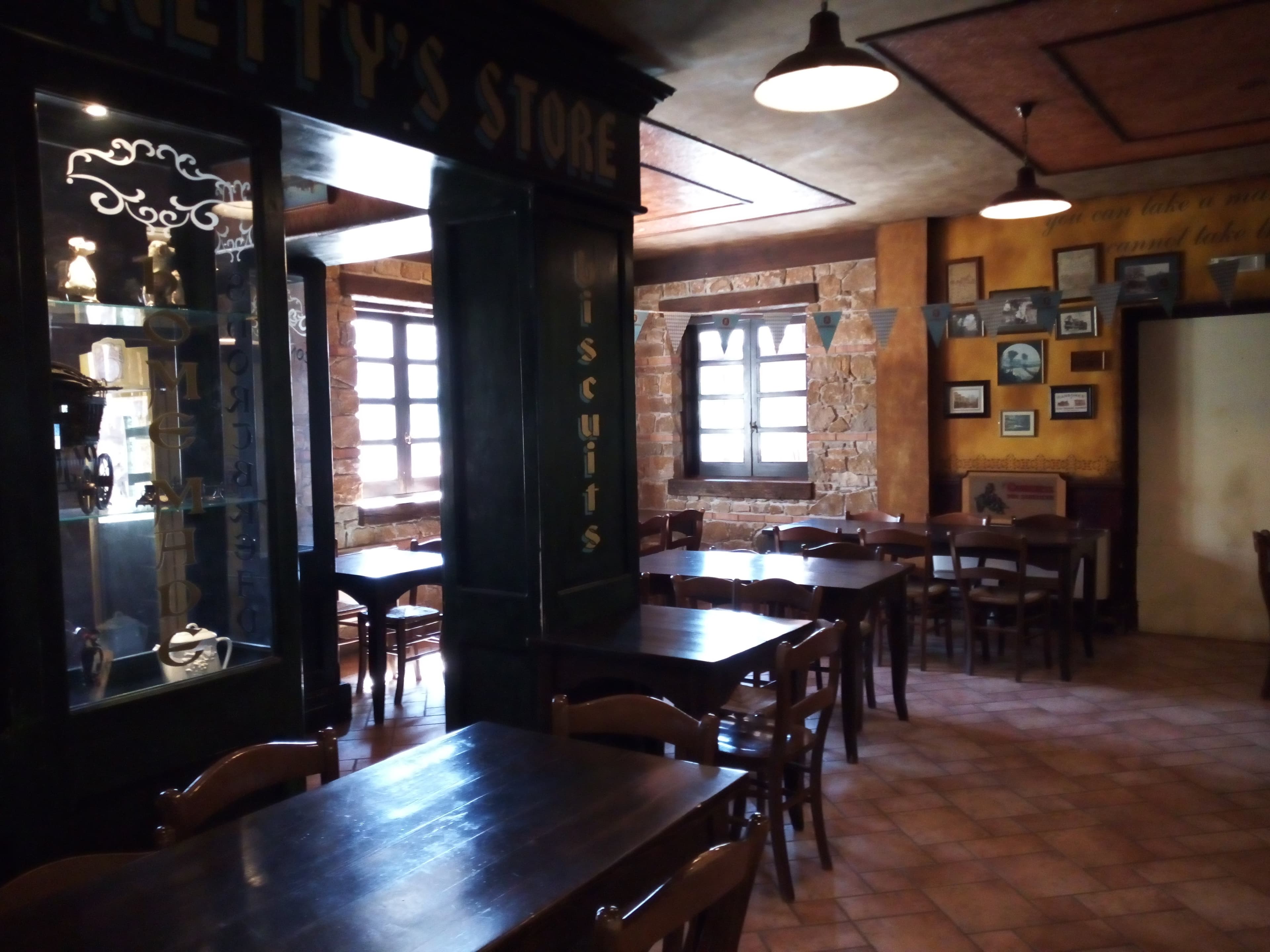 Woodpecker's di Cuoco Antonia &amp; C. S.N.C. - Ristorante a Vietri di Potenza