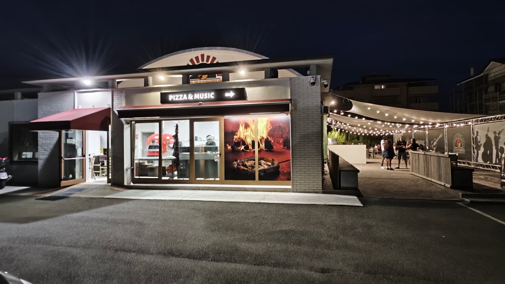 Immagine di copertina del ristorante Fornetto - Pizza &amp; Music
