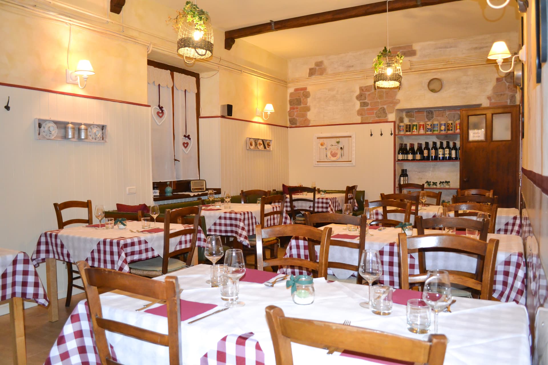 Ristorante Trattoria Concordia Bros - CHIUSO PER FERIE - RIAPERTURA LUNEDI' 26 AGOSTO