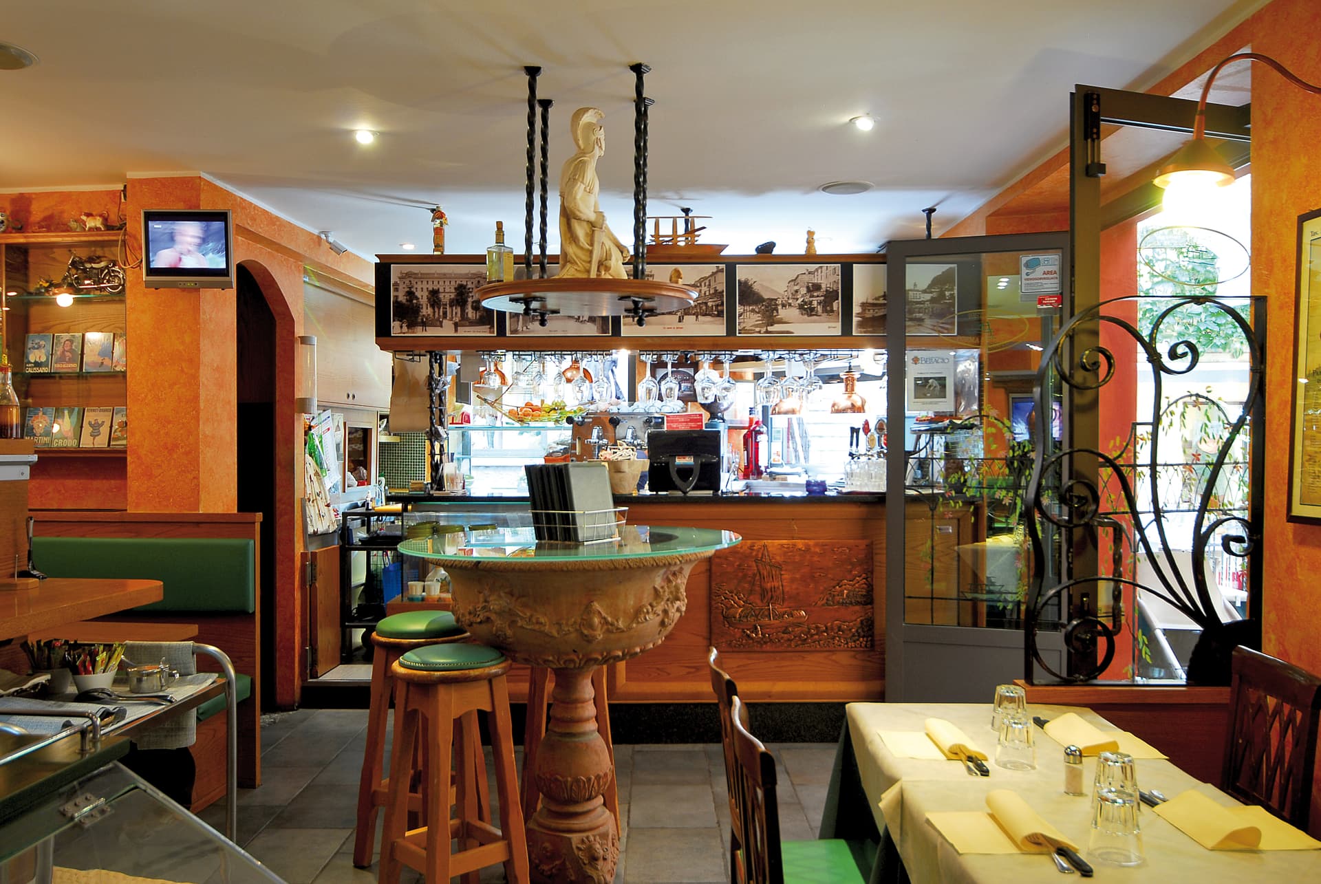Immagine di copertina del ristorante RISTORO FORMA E GUSTO Pizzeria-Ristorante