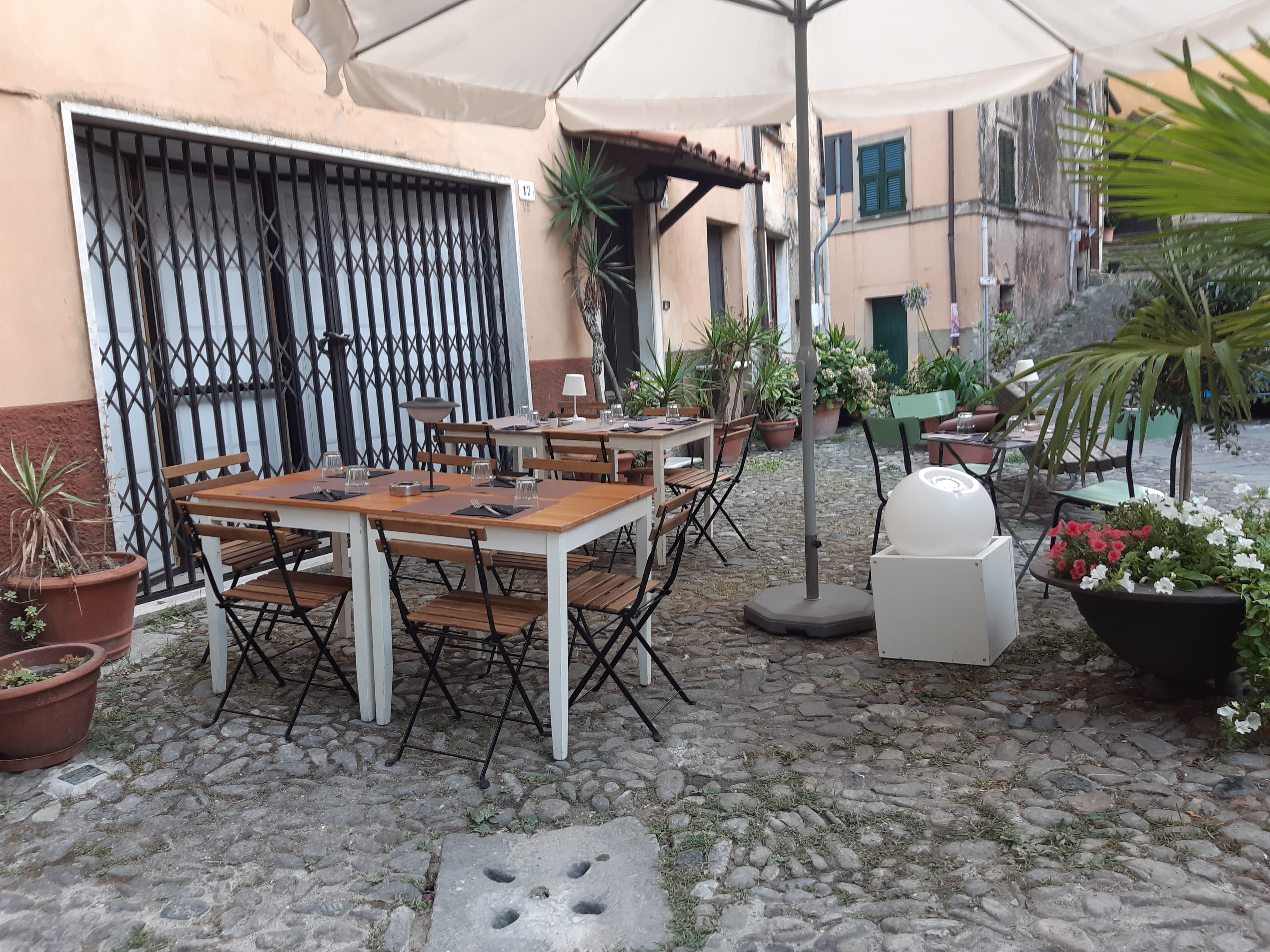 Osteria delle Pietre - Ristorante a Vezzano Ligure
