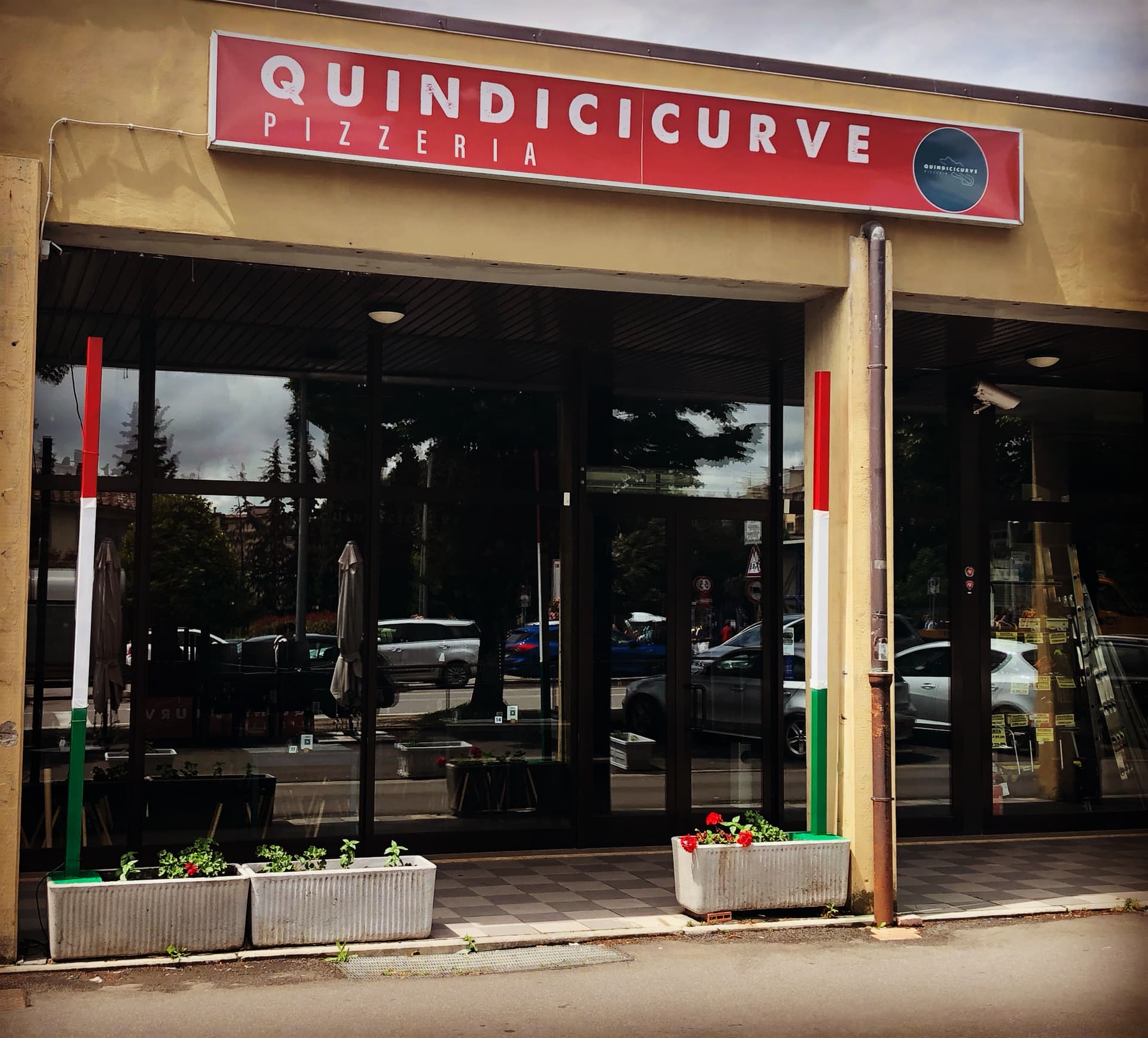 Ristorante QUINDICICURVE PIZZERIA