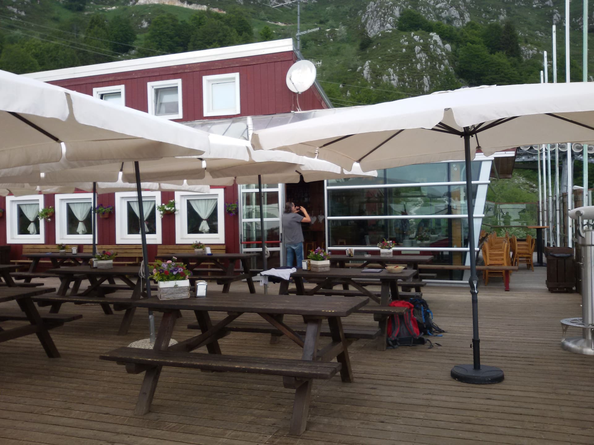 Immagine di copertina del ristorante Baita Arneri