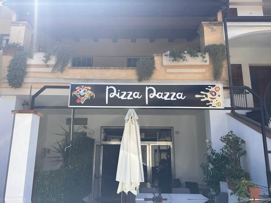 Immagine di copertina del ristorante Pizzeria Pizza Pazza con servizio d&rsquo;asporto