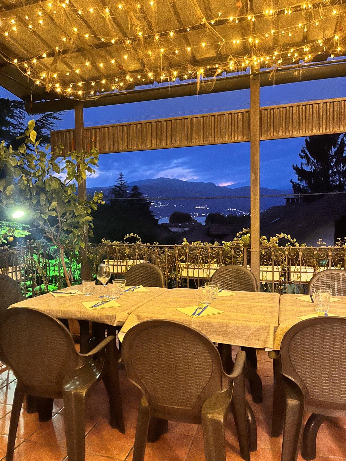 Circolo Di Cerro - Ristorante a Laveno-Mombello