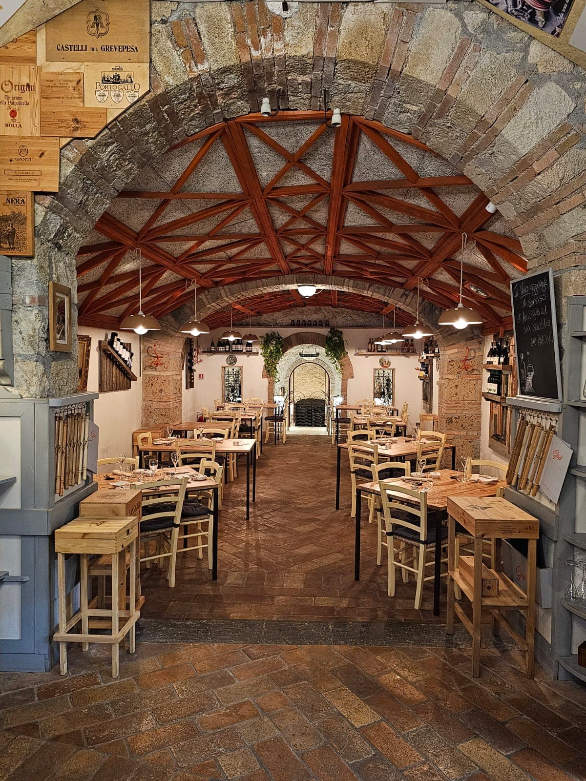 Immagine di copertina del ristorante Giò RistoCantina - Pesce di Lago