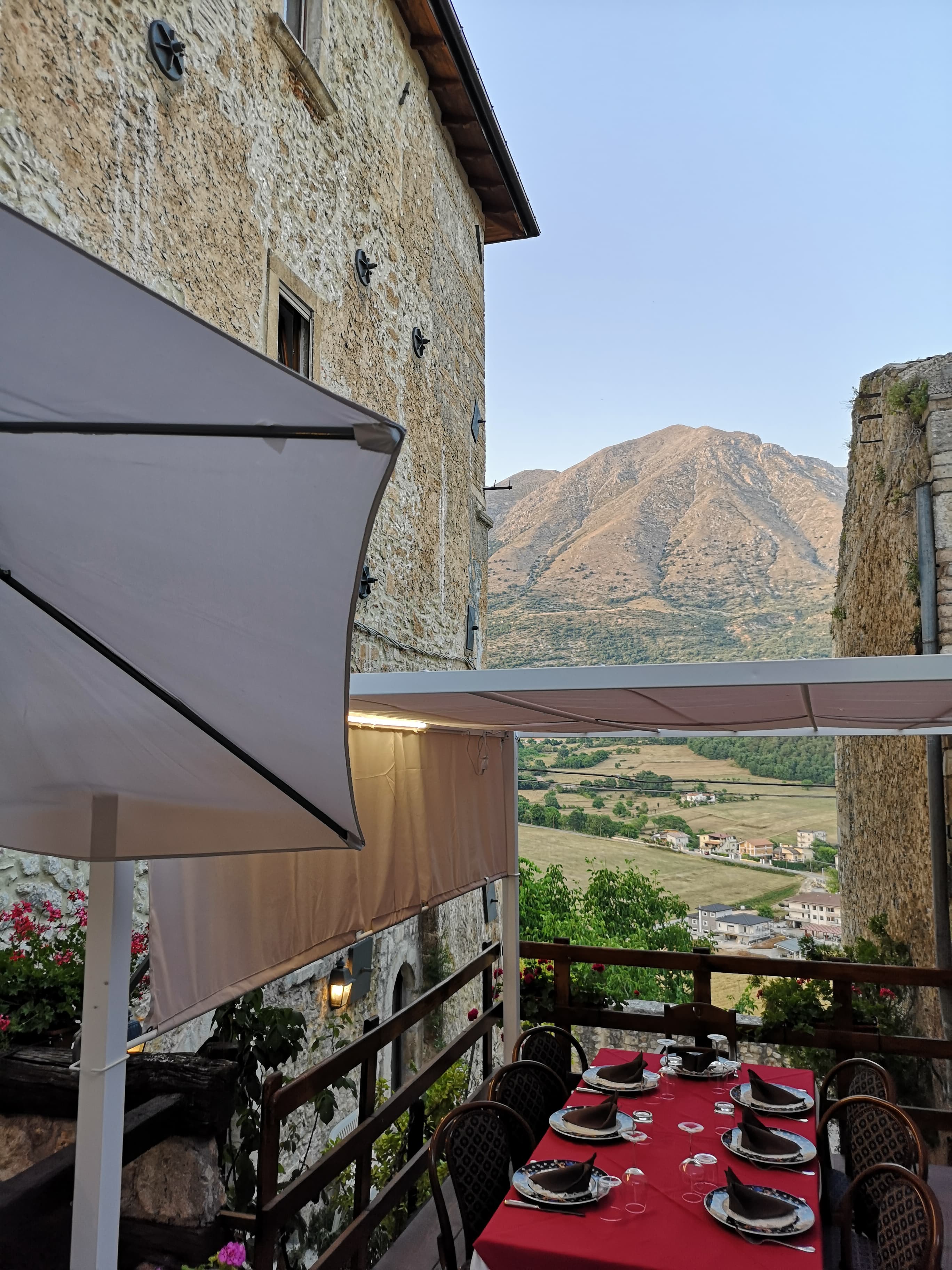 Ristorante Locanda dell'Arco - Ristorante a Rosciolo dei Marsi