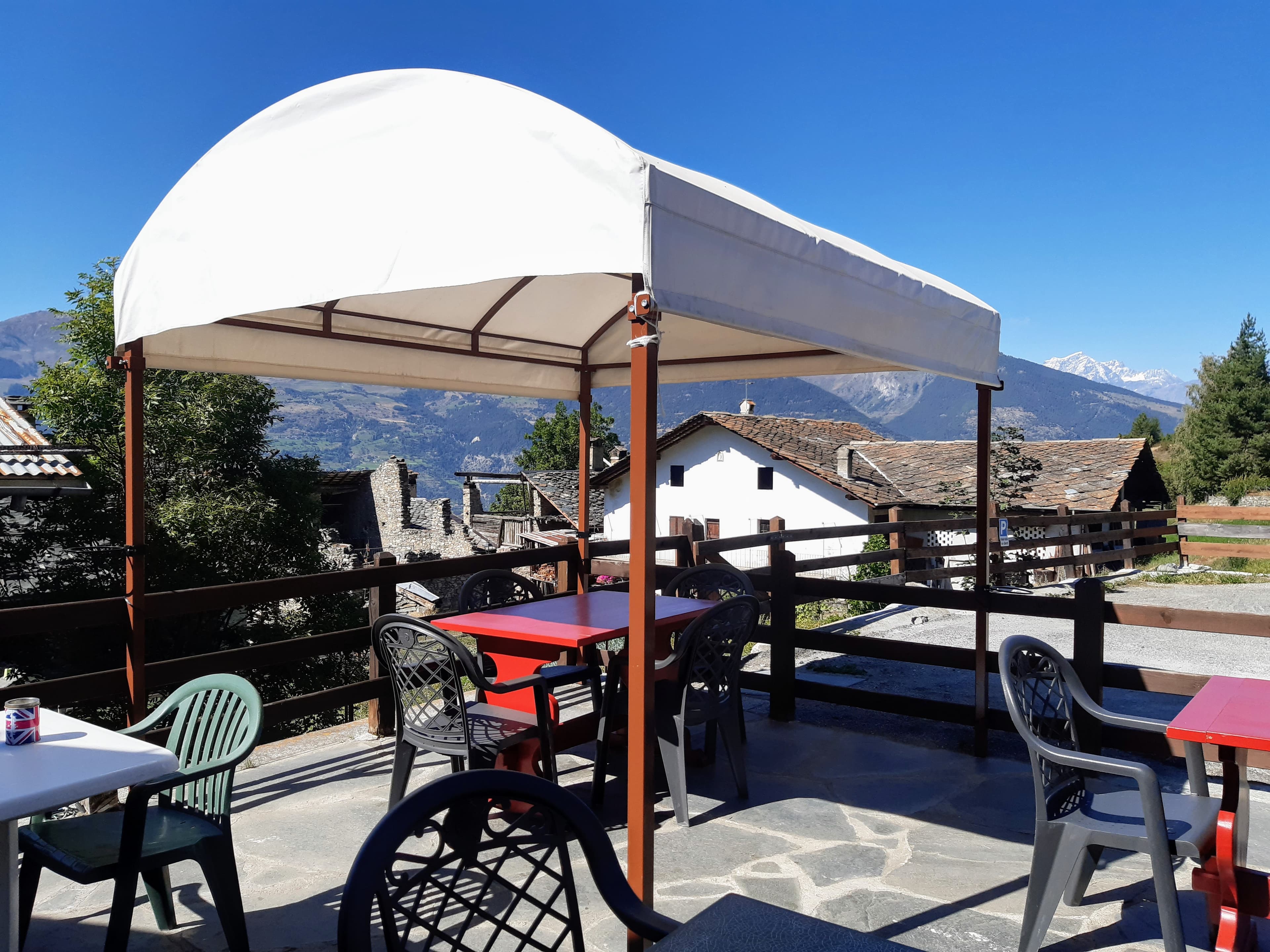 Le Petit Grenier - Ristorante a Ozein