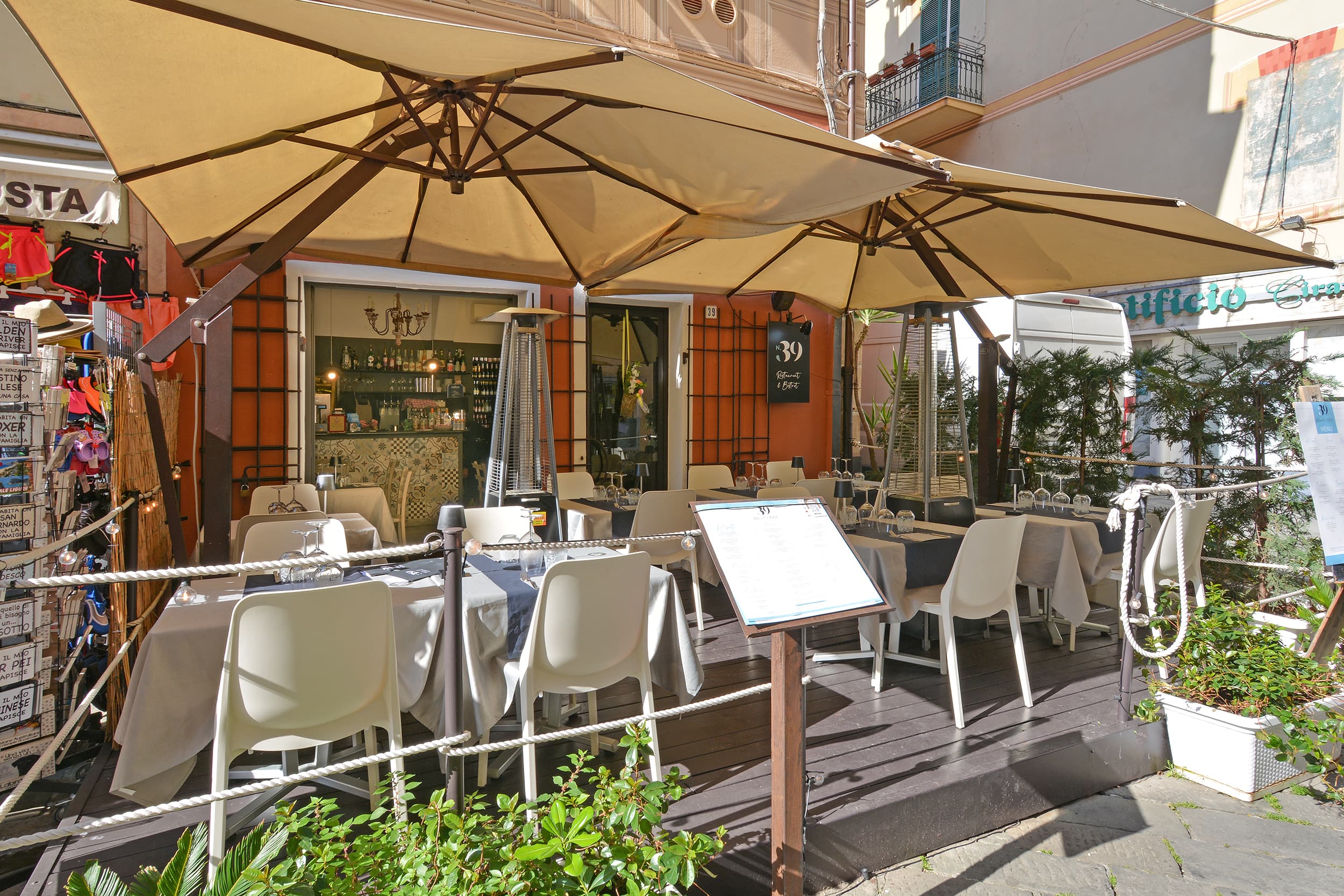 N.39 Restaurant &amp; Bistrot - Ristorante a Finale Ligure