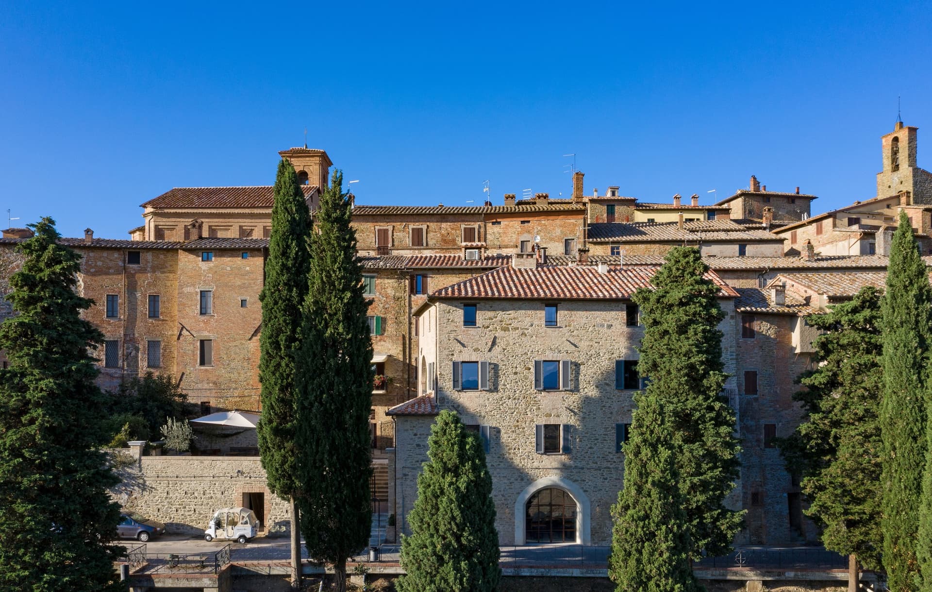 Immagine di copertina del ristorante Rastrello - Boutique Hotel & EVOO