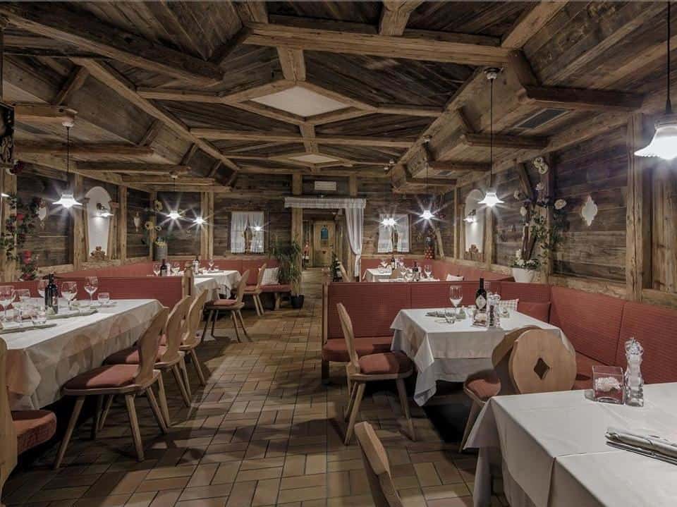 Adlerkeller - Restaurant & Grill - Ristorante a Corvara in Badia