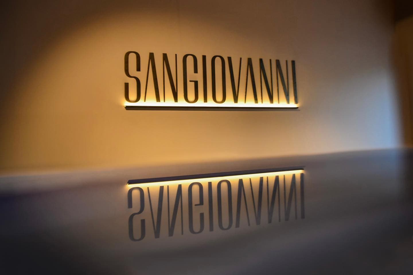 Ristorante Sangiovanni Alba - Cocktail Wine Socialize