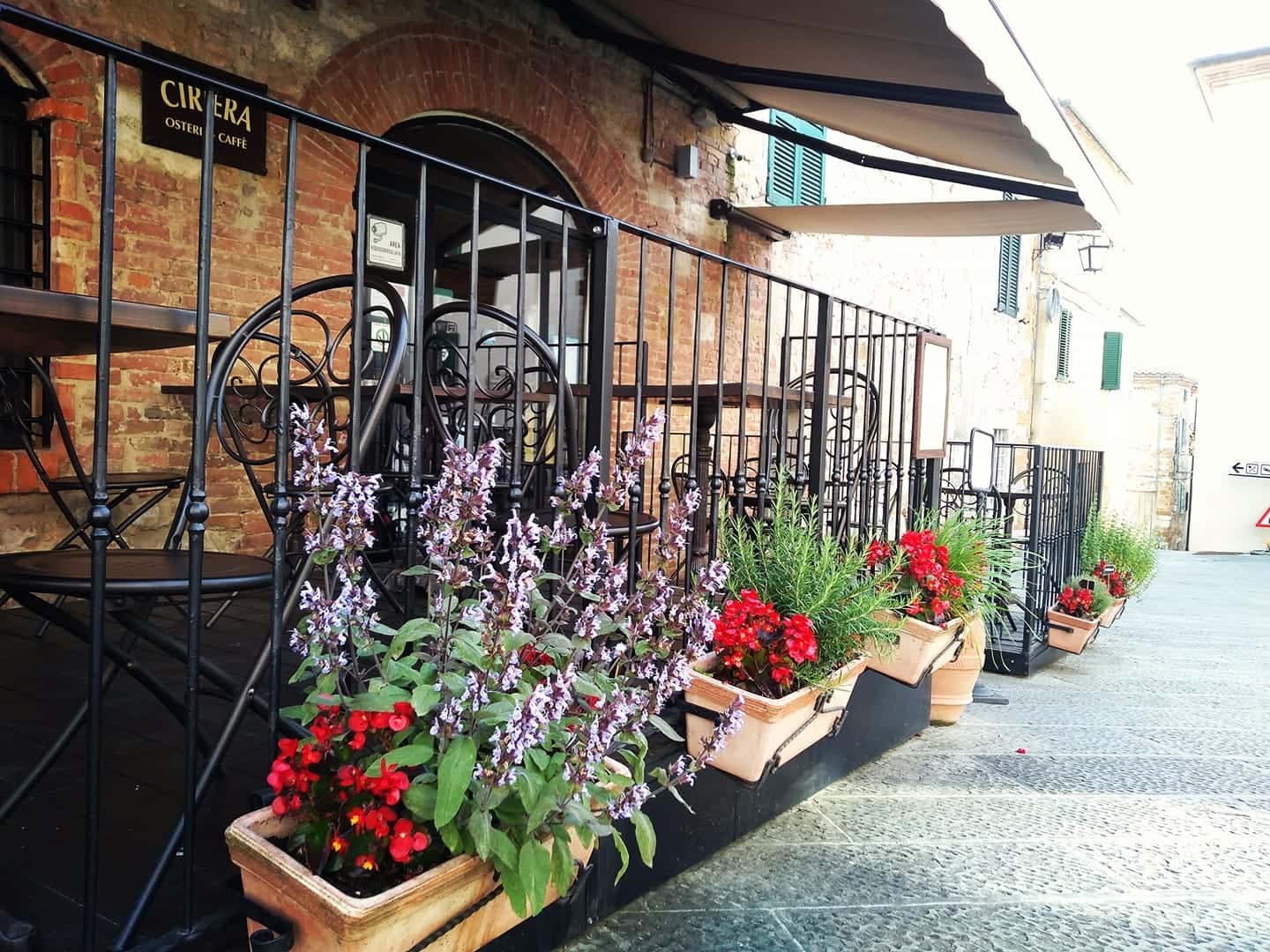 Paradiso Pizzeria Gelateria - Ristorante a Torrenieri