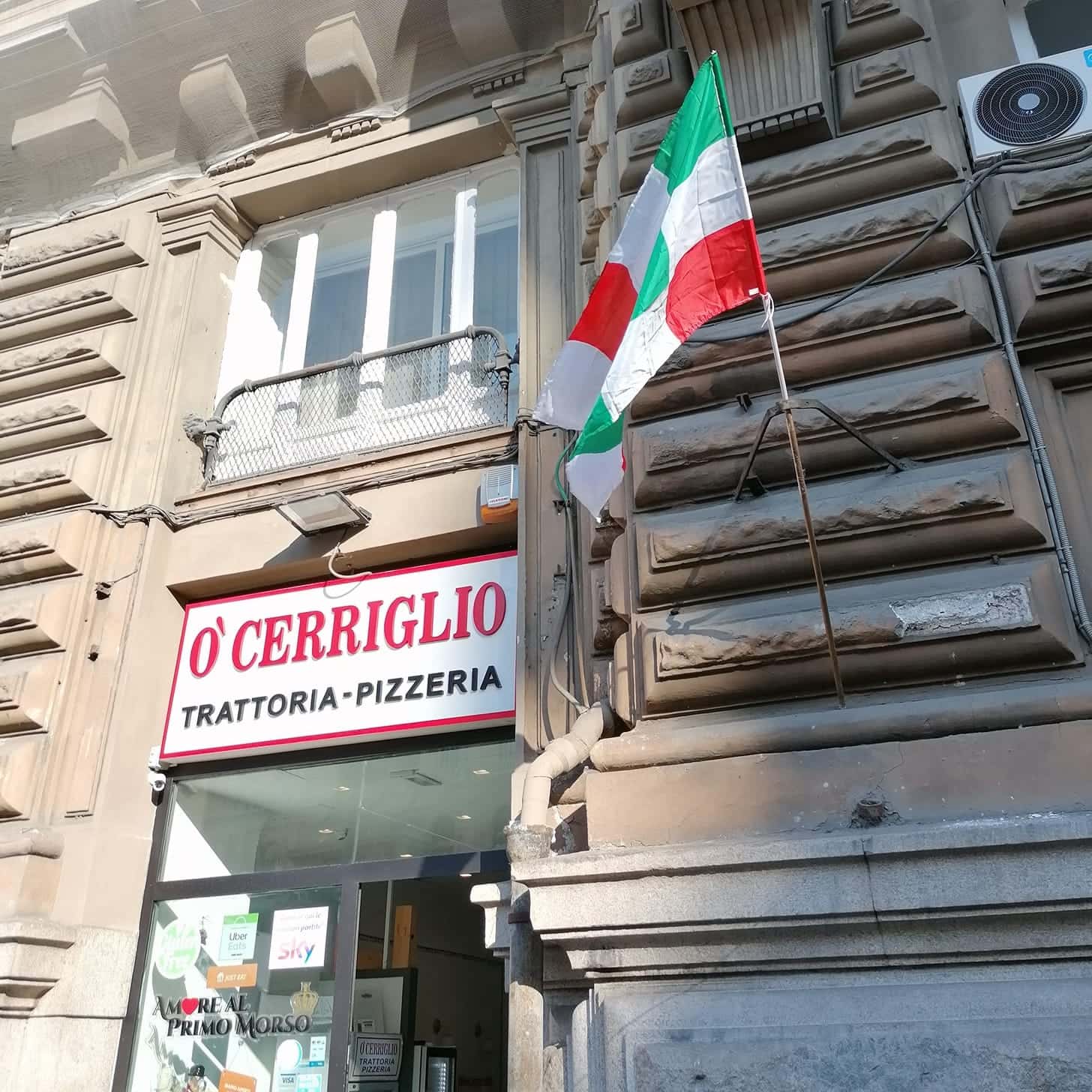 O cerriglio a piazza Borsa - Ristorante a Napoli